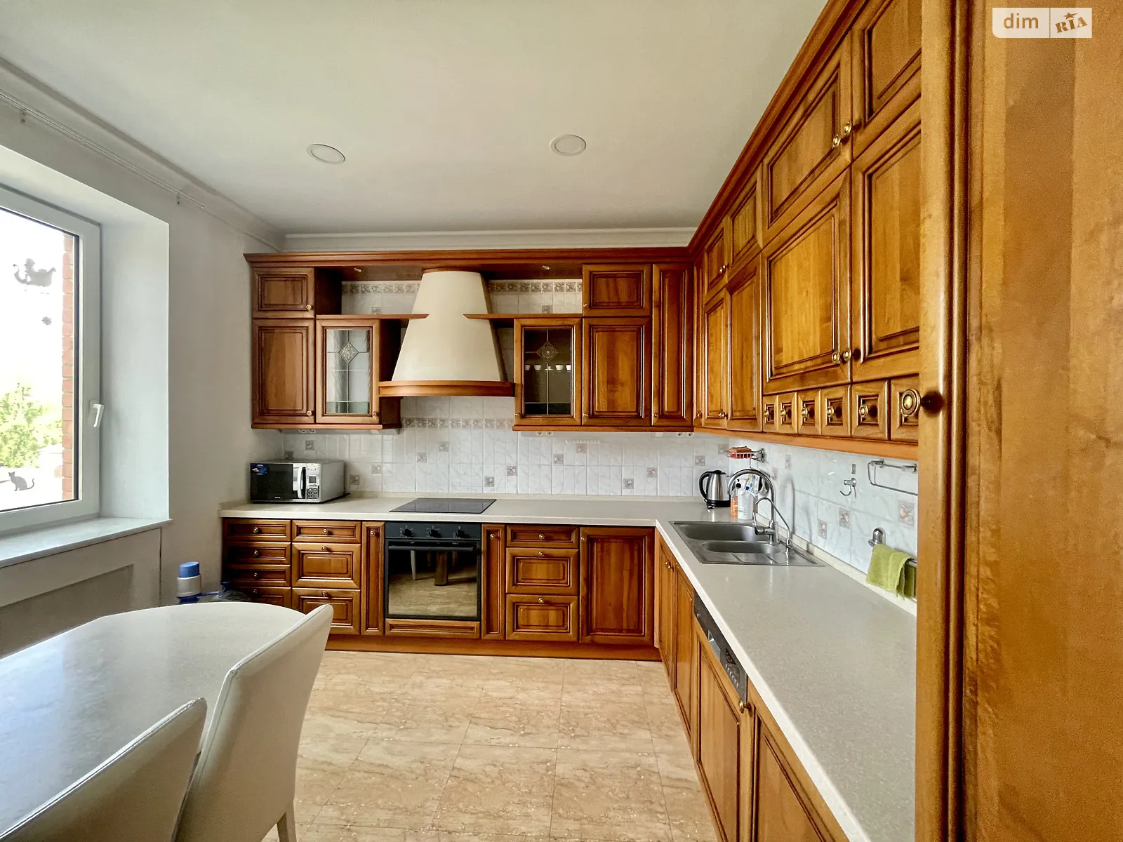 Сдается в аренду 5-комнатная квартира 194.1 кв. м в Киеве, ул. Александра Конисского(Тургеневская), 52/58 - фото 1