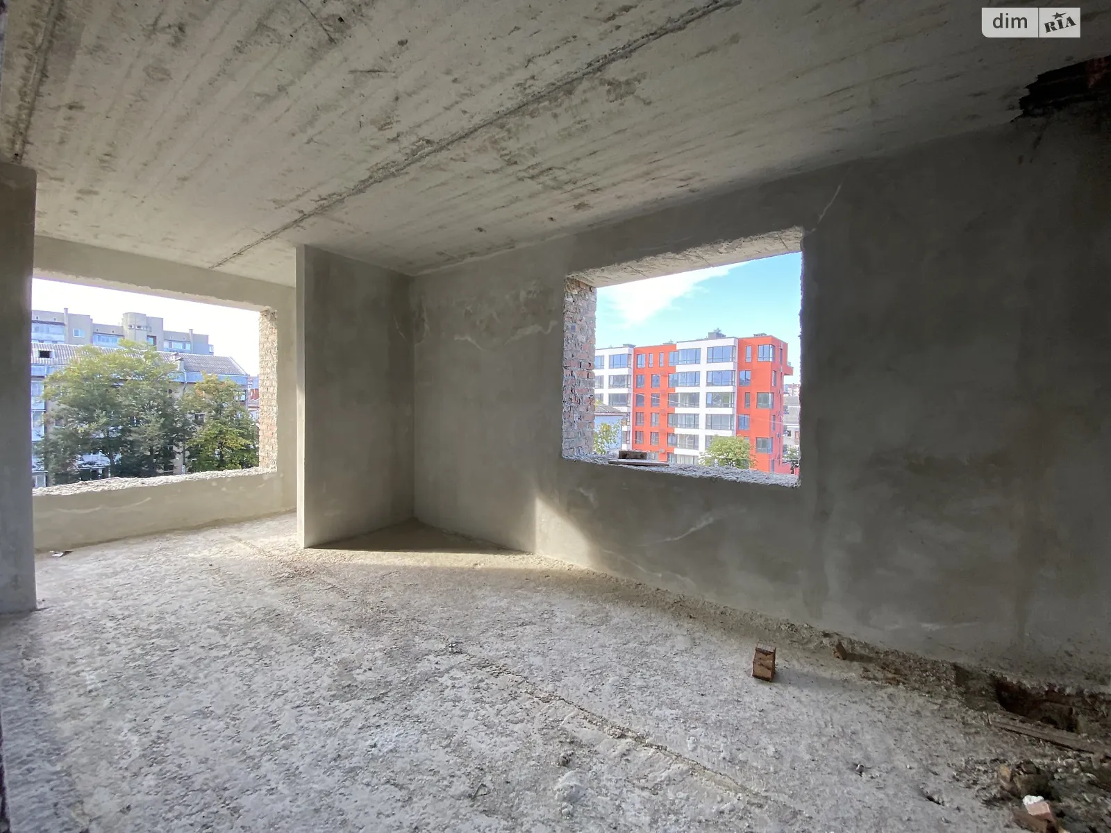 Продается 1-комнатная квартира 49.55 кв. м в Ивано-Франковске, ул. Бандеры Степана - фото 1