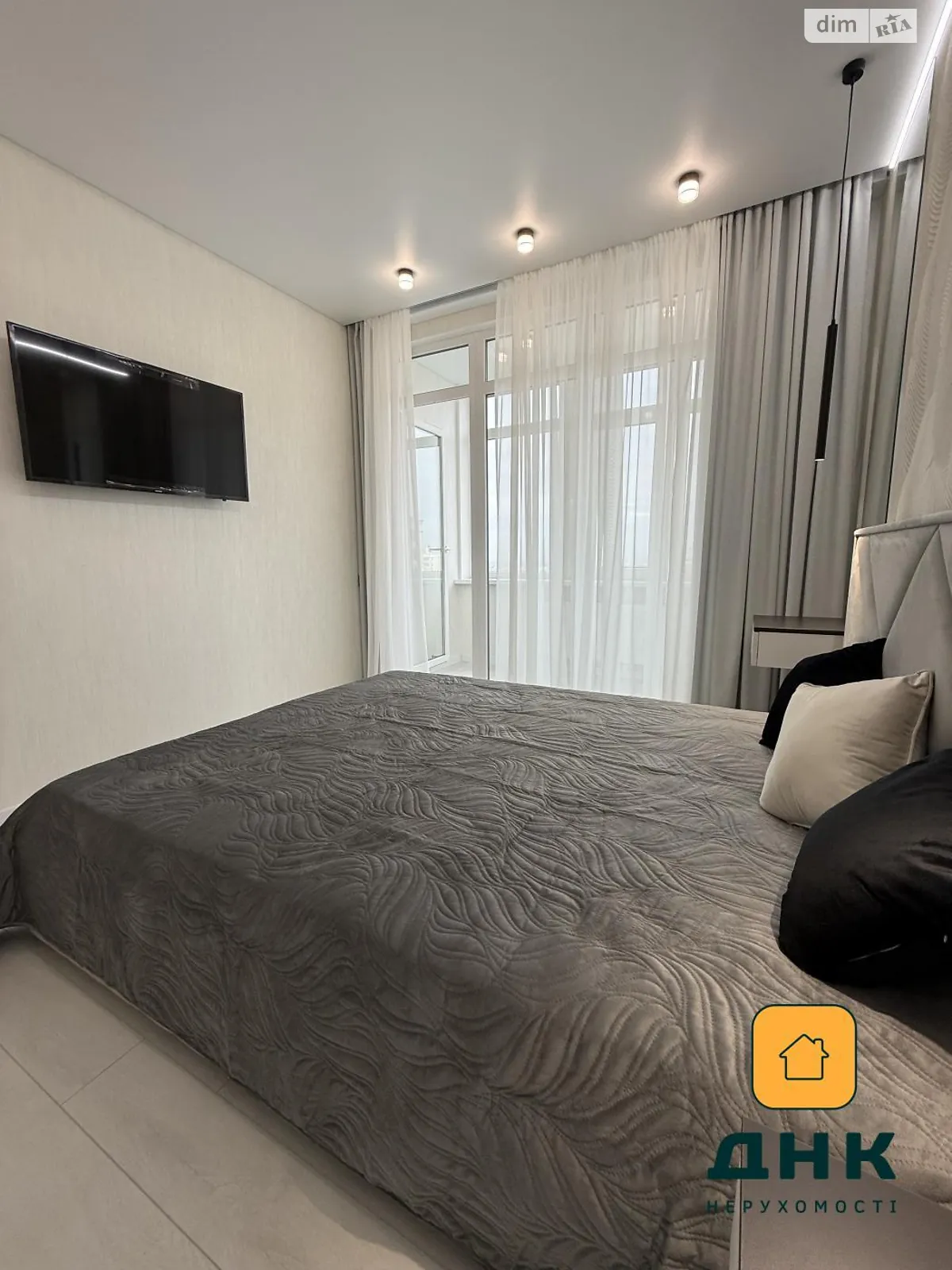 Продается 2-комнатная квартира 59 кв. м в Лиманке, ул. Жемчужная, 8 - фото 1