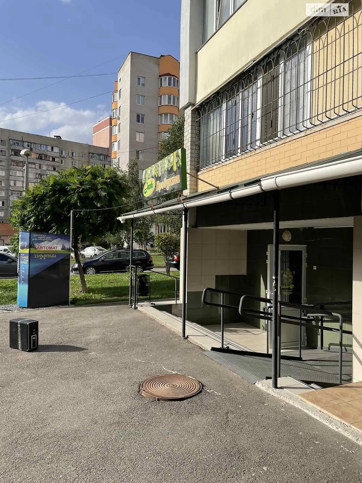 Сдается в аренду помещения свободного назначения 72 кв. м в 10-этажном здании, цена: 21000 грн - фото 1