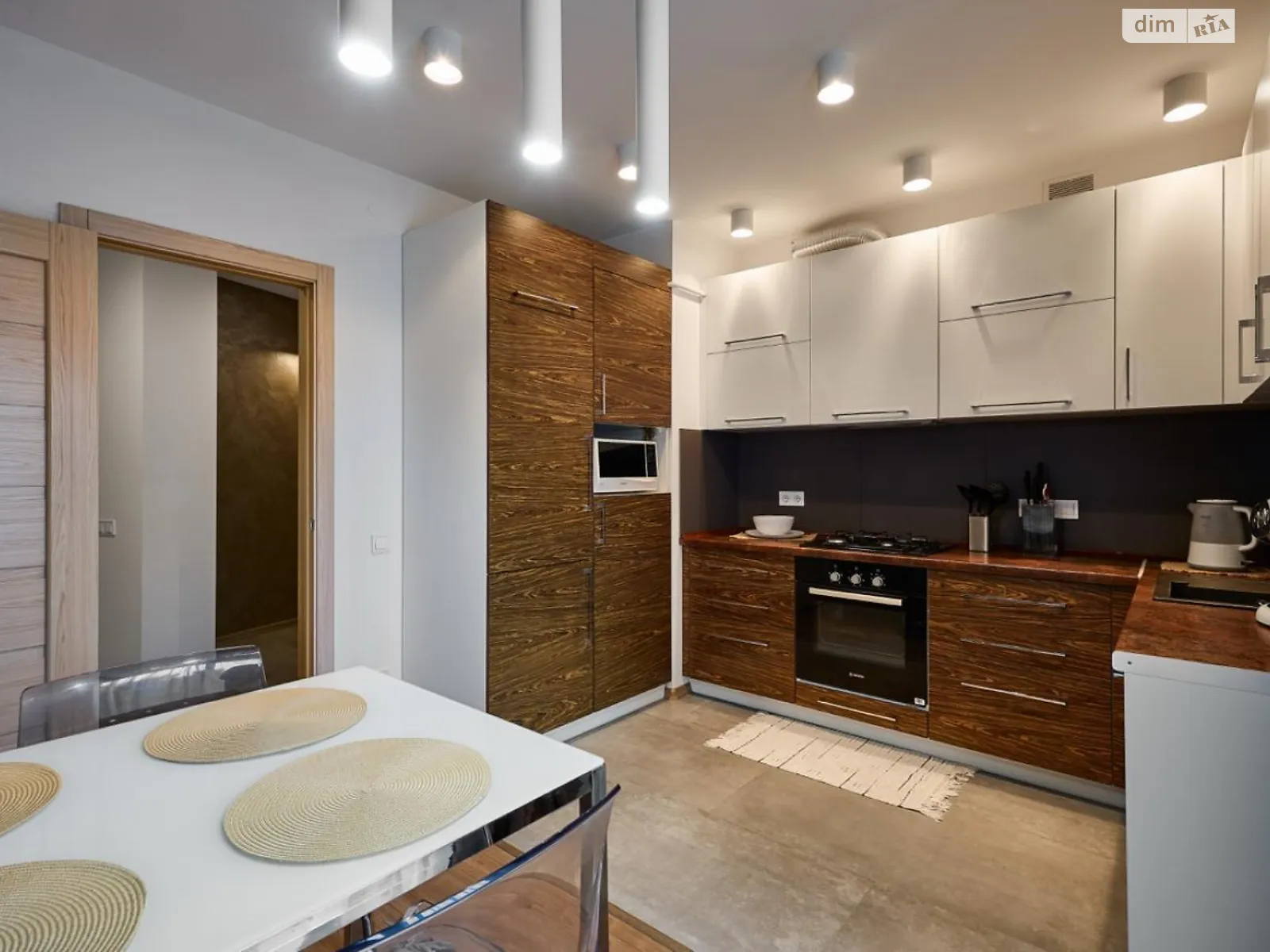 Продается 2-комнатная квартира 68.2 кв. м в Львове, цена: 225000 $ - фото 1