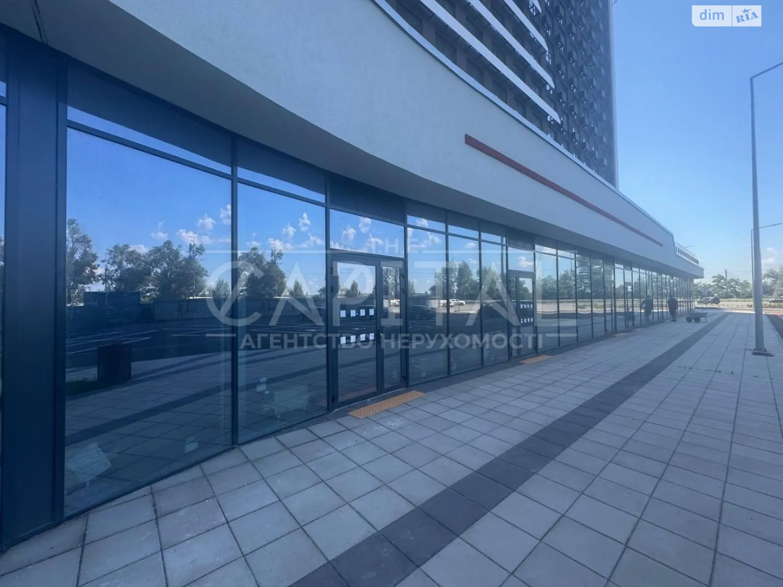 Сдается в аренду помещения свободного назначения 182.4 кв. м в 26-этажном здании, цена: 3600 $ - фото 1