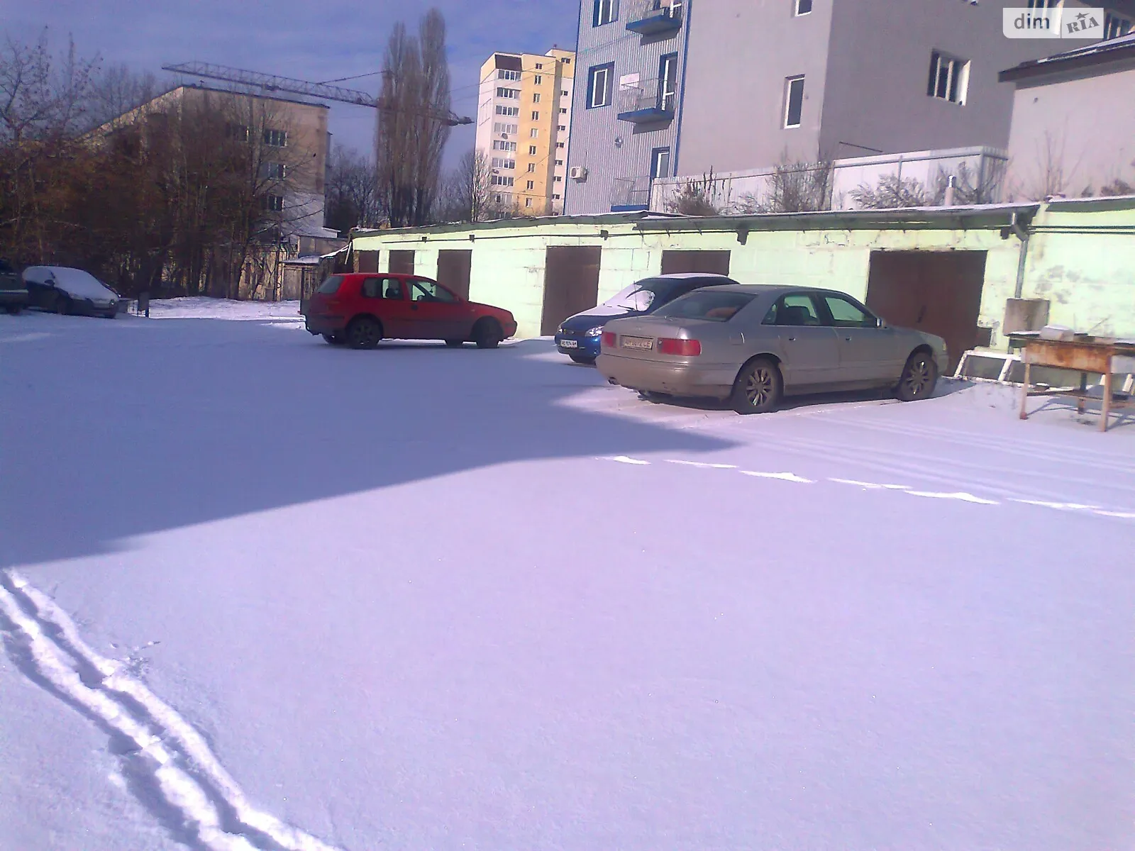 Сдается в аренду отдельно стоящий гараж под легковое авто на 28 кв. м, цена: 4500 грн - фото 1