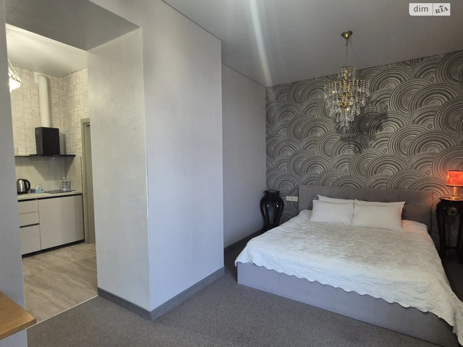 Сдается в аренду 1-комнатная квартира 35 кв. м в Одессе, пл. Екатерининская, 8 - фото 1