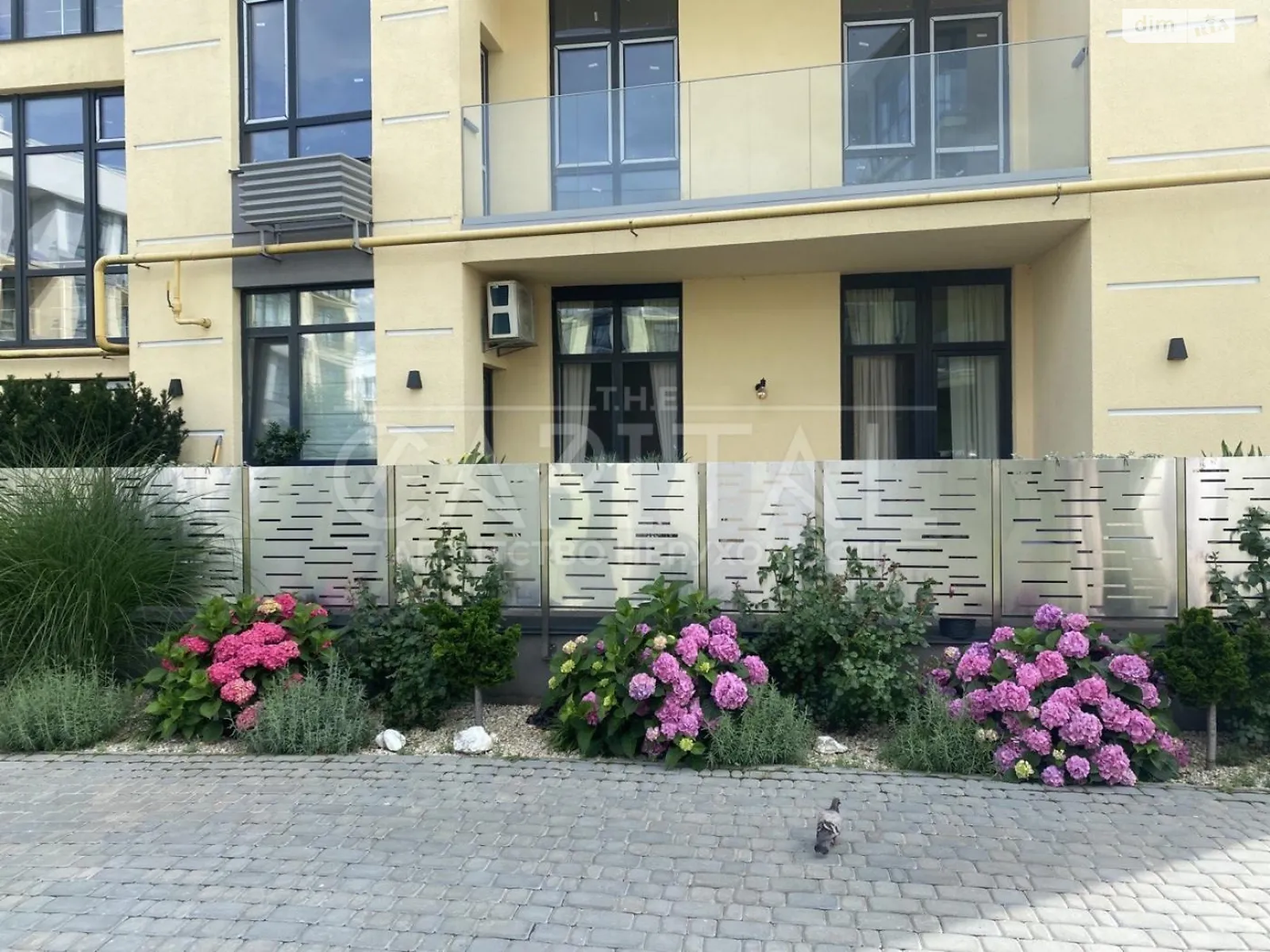 Продається 2-кімнатна квартира 75 кв. м у Києві, вул. Богатирська, 32 - фото 1