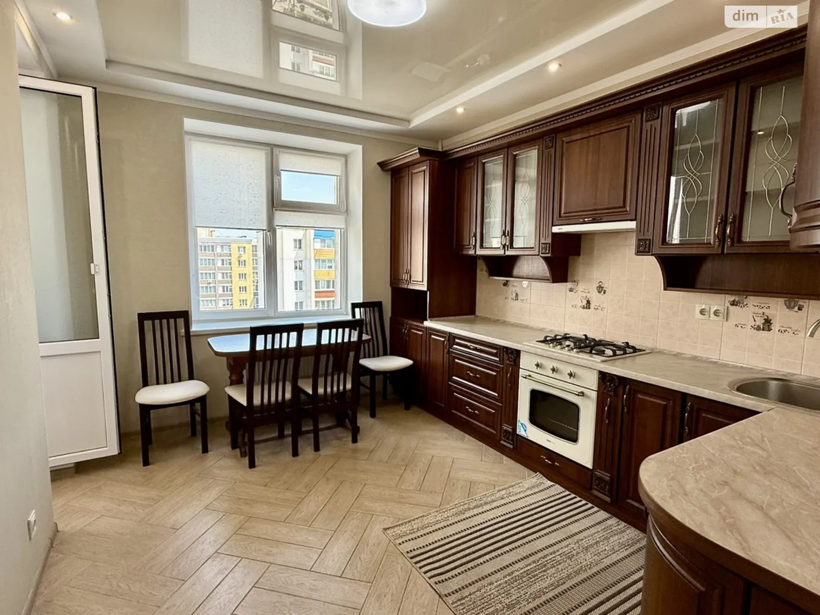 Продается 2-комнатная квартира 68.4 кв. м в Хмельницком, ул. Озерная, 6/3 - фото 1