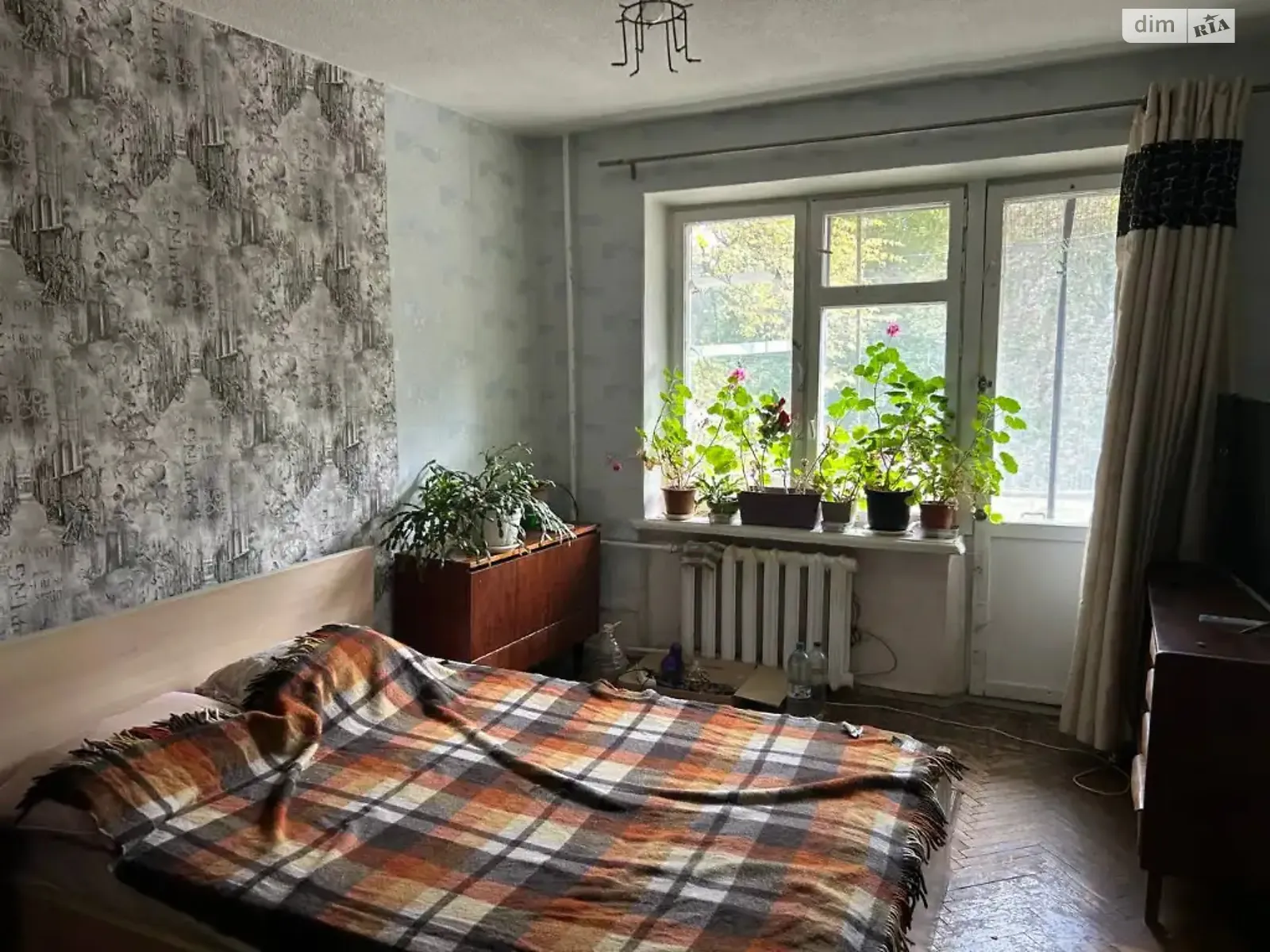 Продается 3-комнатная квартира 69.3 кв. м в Днепре, ул. Квартальная(Гладкова), 6 - фото 1