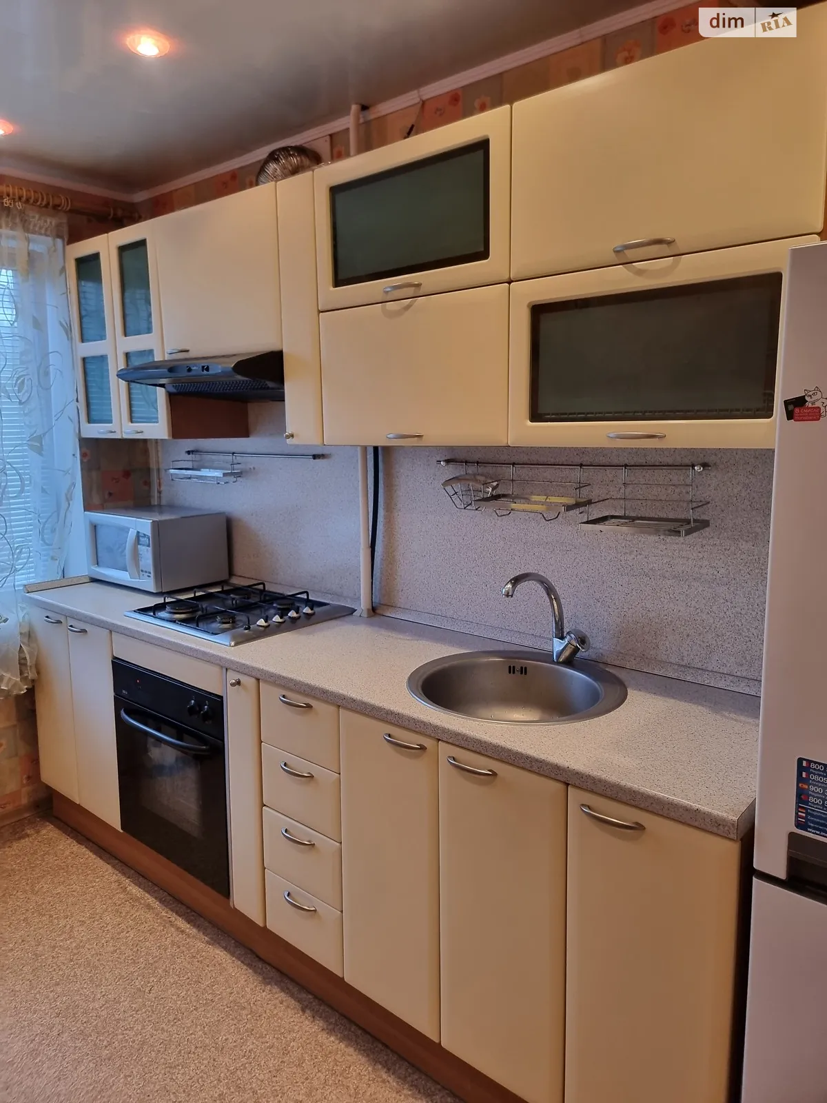 Продается 2-комнатная квартира 46 кв. м в Днепре, ул. Кондратюка Юрия - фото 1