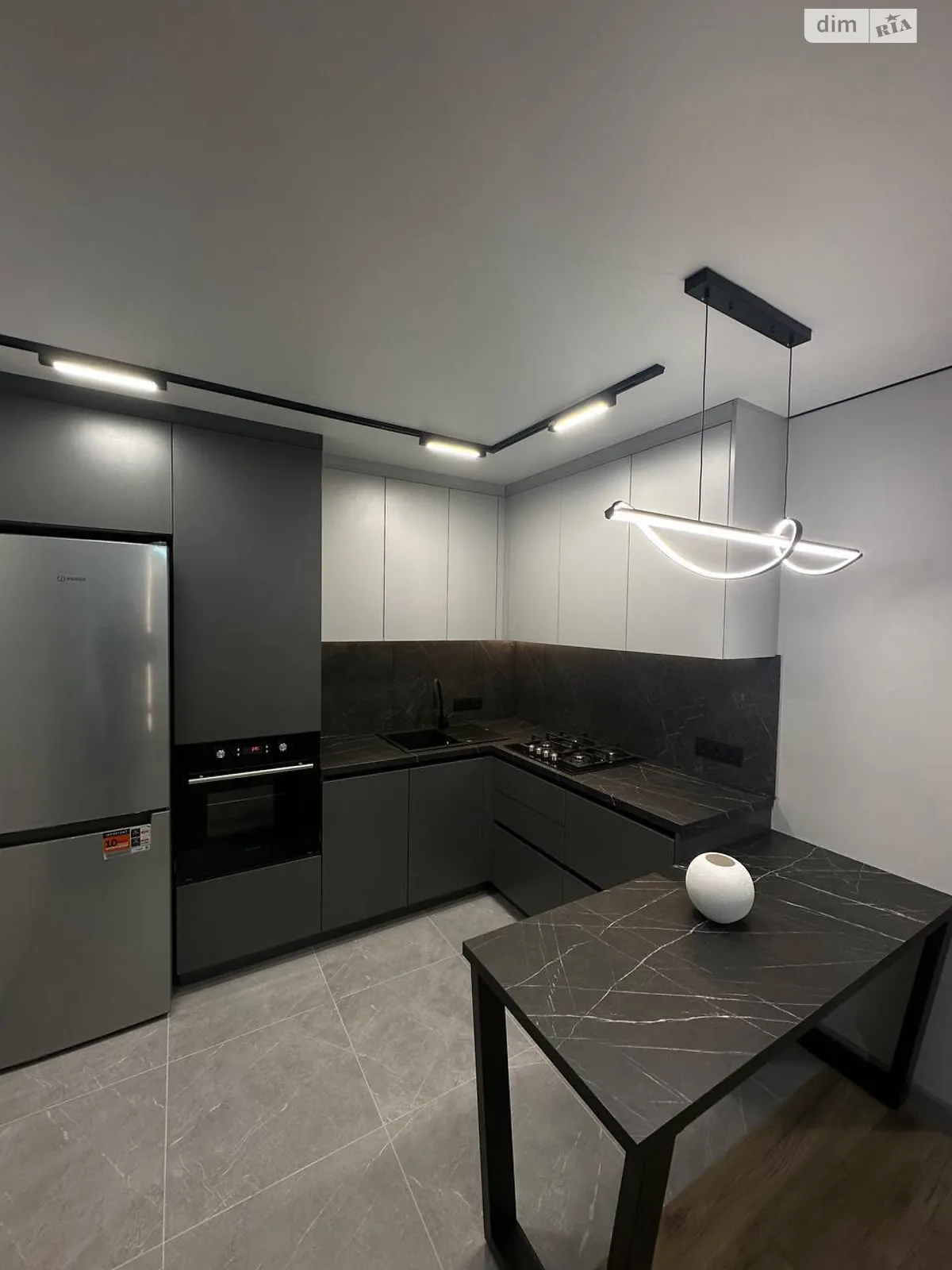 2-кімнатна квартира 57 кв. м у Тернополі, цена: 74000 $ - фото 1