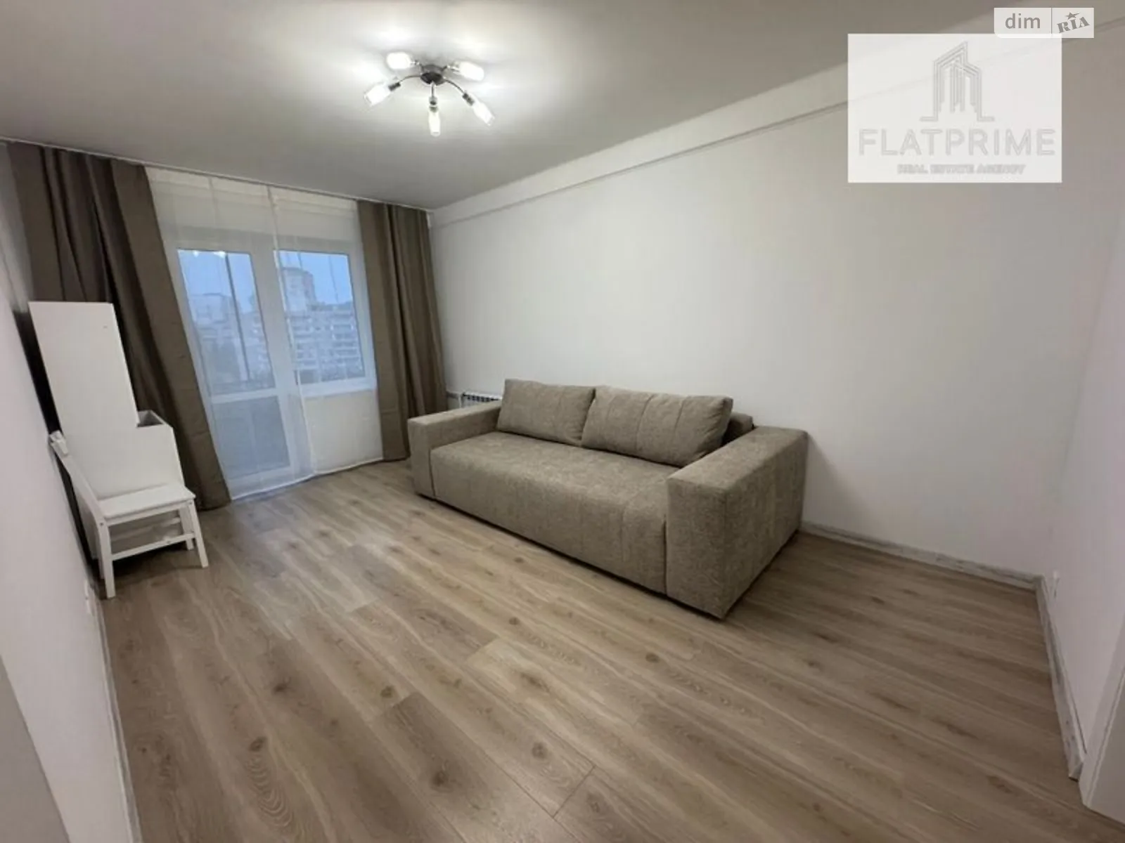 Продается 3-комнатная квартира 60 кв. м в Киеве, просп. Оболонский, 7Б - фото 1