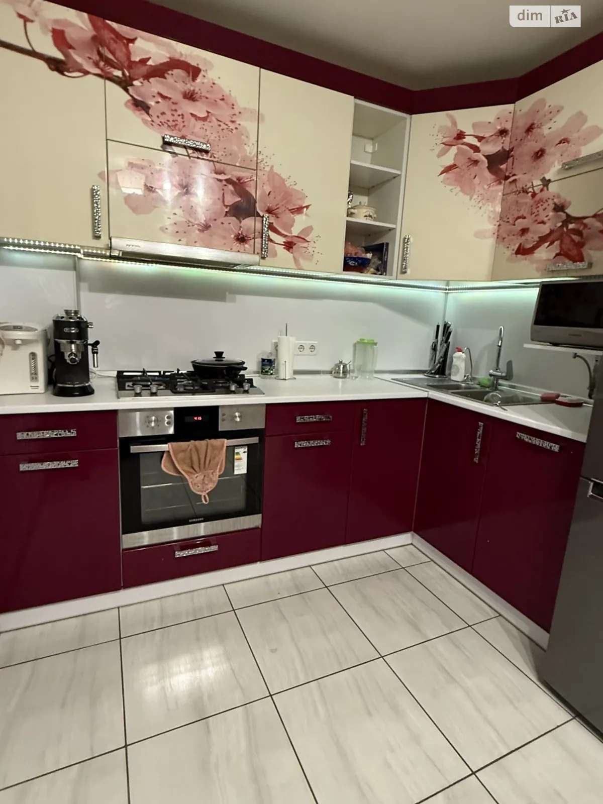 Продается 3-комнатная квартира 72.3 кв. м в Полтаве, цена: 60000 $ - фото 1