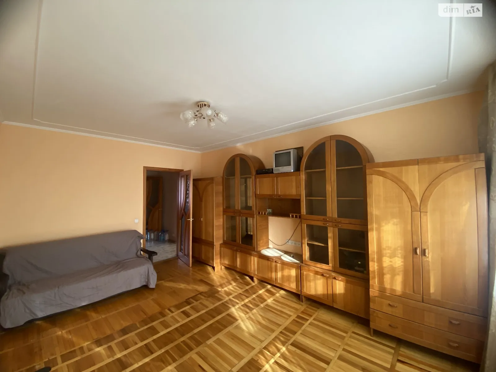 Продается 2-комнатная квартира 57.2 кв. м в, цена: 26500 $ - фото 1