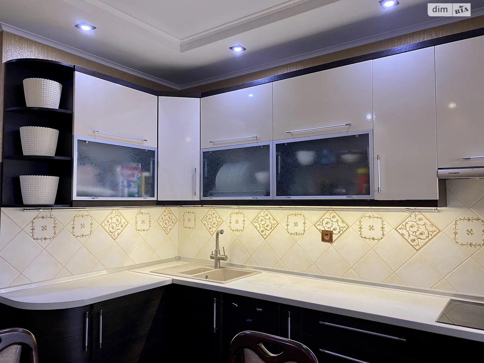 Продается 3-комнатная квартира 134.6 кв. м в Николаеве - фото 1