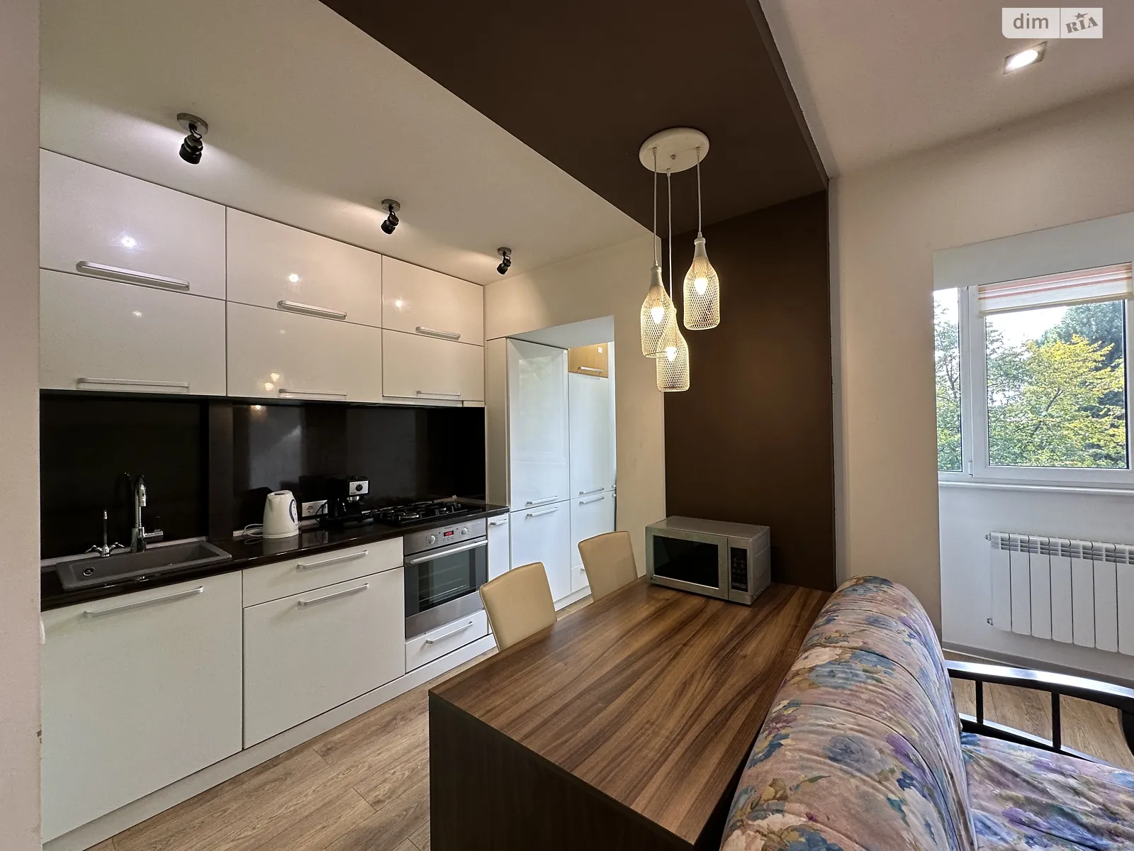 Продается 1-комнатная квартира 38 кв. м в Днепре, ул. Сичеславская Набережная, 12 - фото 1