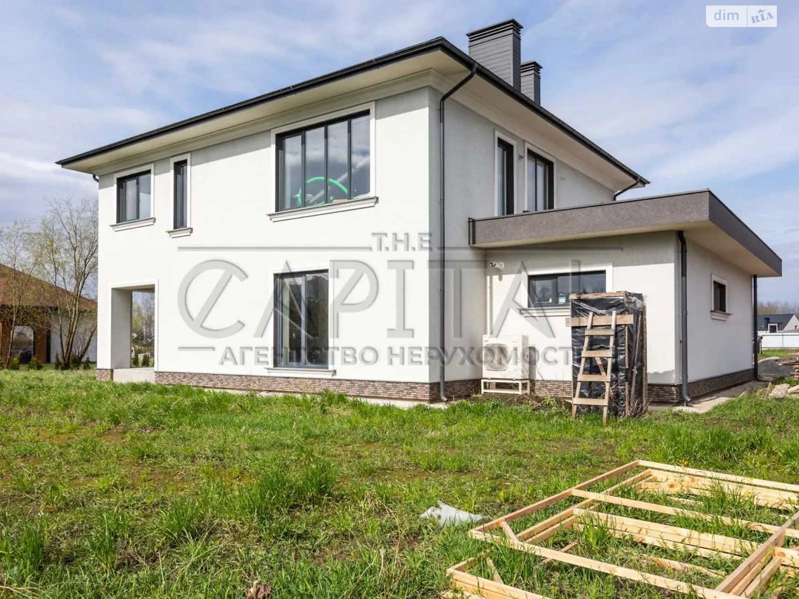 Продается дом на 2 этажа 298.97 кв. м с мансардой, цена: 360000 $ - фото 1