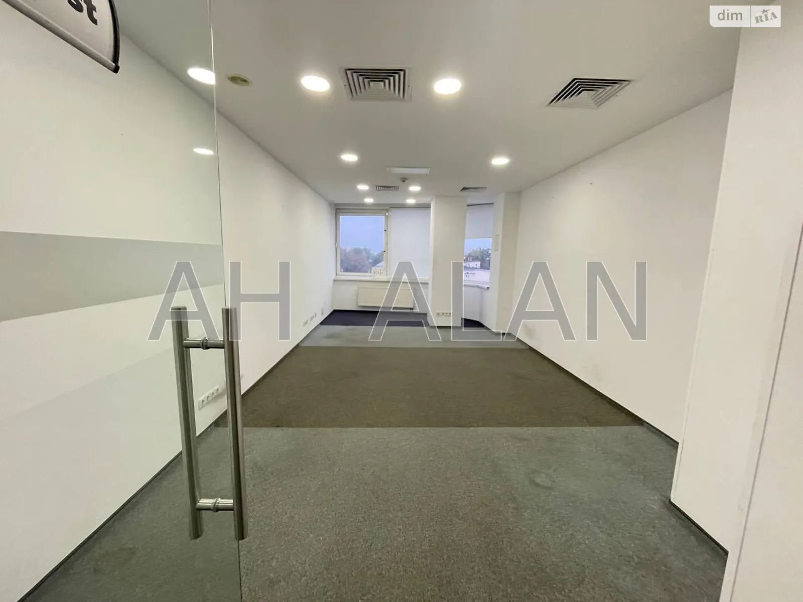 Сдается в аренду офис 400 кв. м в бизнес-центре, цена: 236690 грн - фото 1