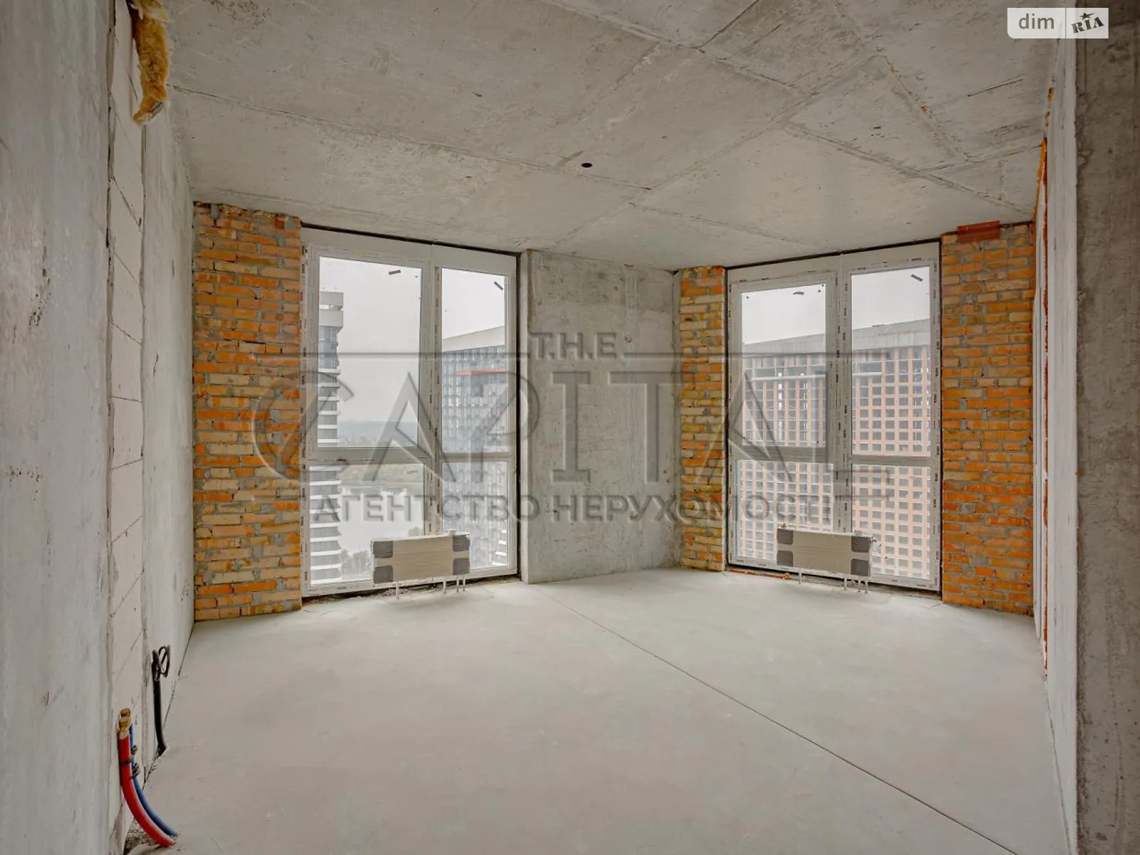 Продается 2-комнатная квартира 68 кв. м в Киеве, ул. Причальная, 13 - фото 1