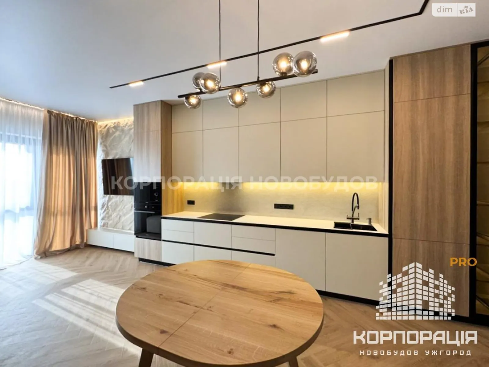 Продається 2-кімнатна квартира 71 кв. м у Ужгороді, вул. Собранецька - фото 1