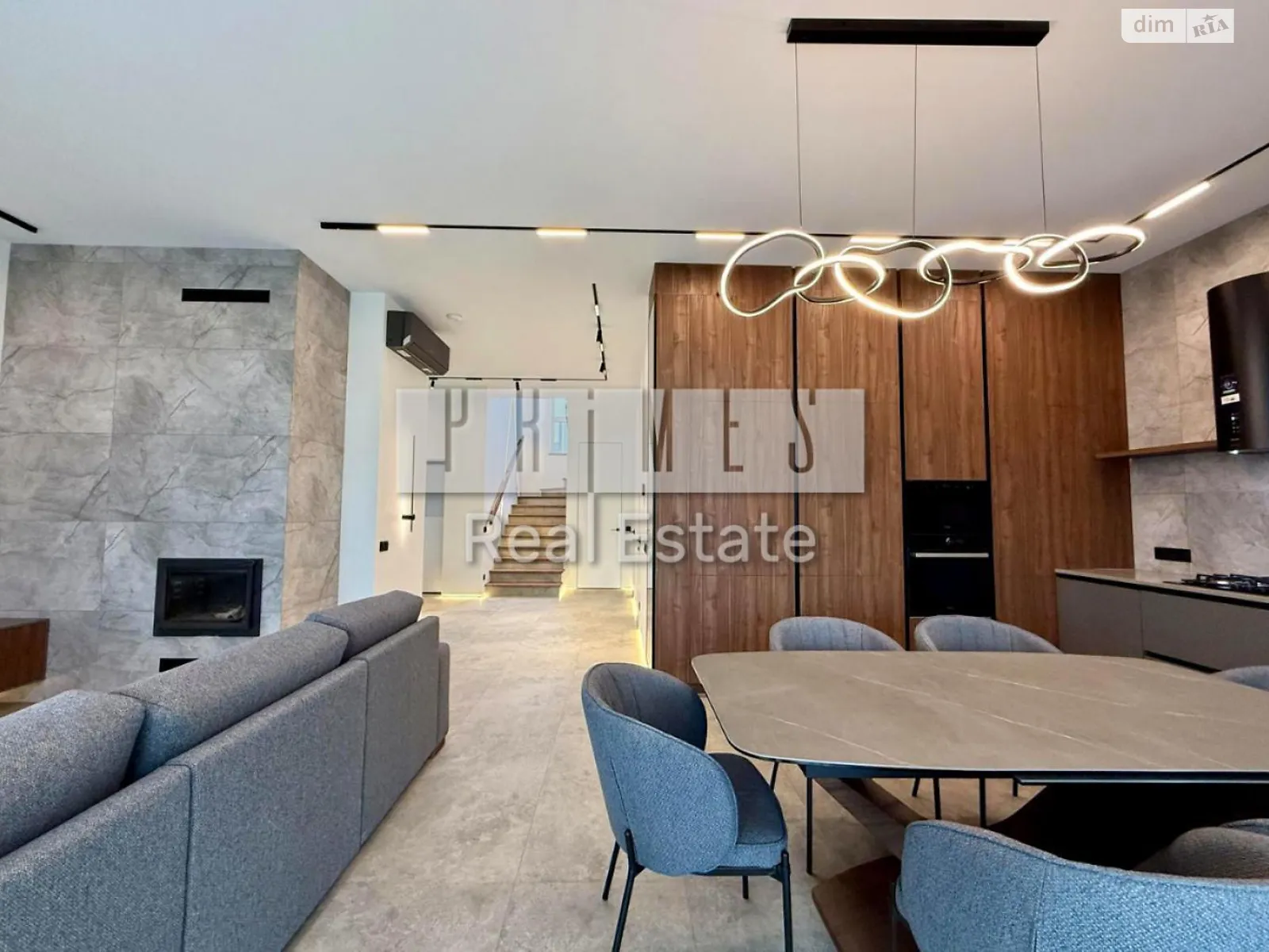 Сдается в аренду дом на 2 этажа 210 кв. м с мансардой, цена: 5500 $ - фото 1