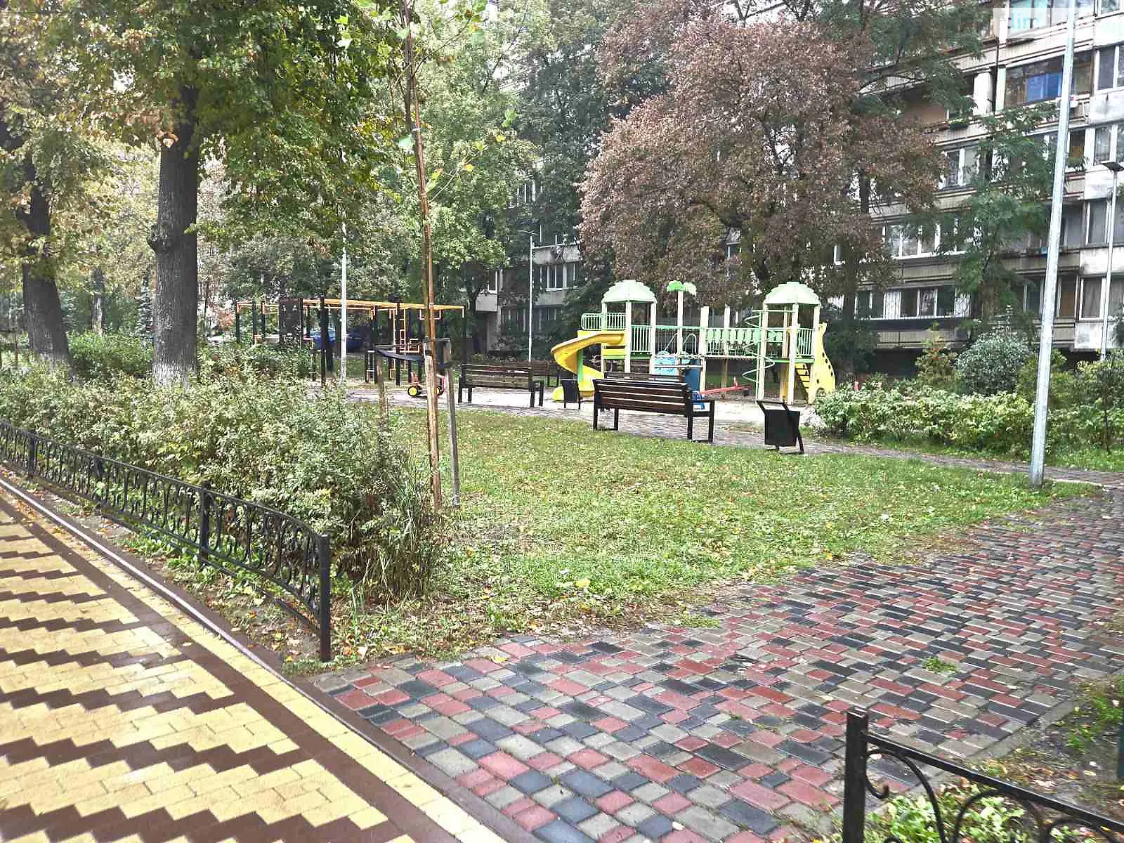 Продается 1-комнатная квартира 32.1 кв. м в Киеве, ул. Татарская, 36/5 - фото 1