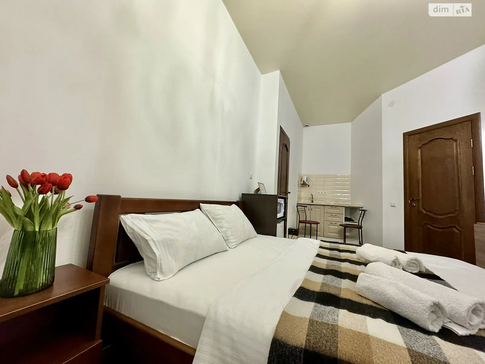 Сдается в аренду 1-комнатная квартира в Киеве, ул. Антоновича(Горького), 93 - фото 1