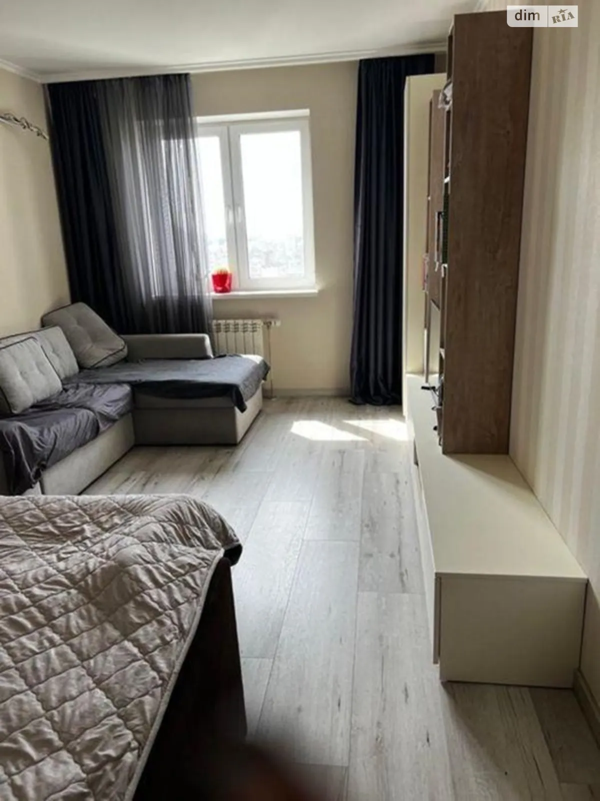 Продается 1-комнатная квартира 43.1 кв. м в Киеве, ул. Юрия Кондратюка, 7 - фото 1