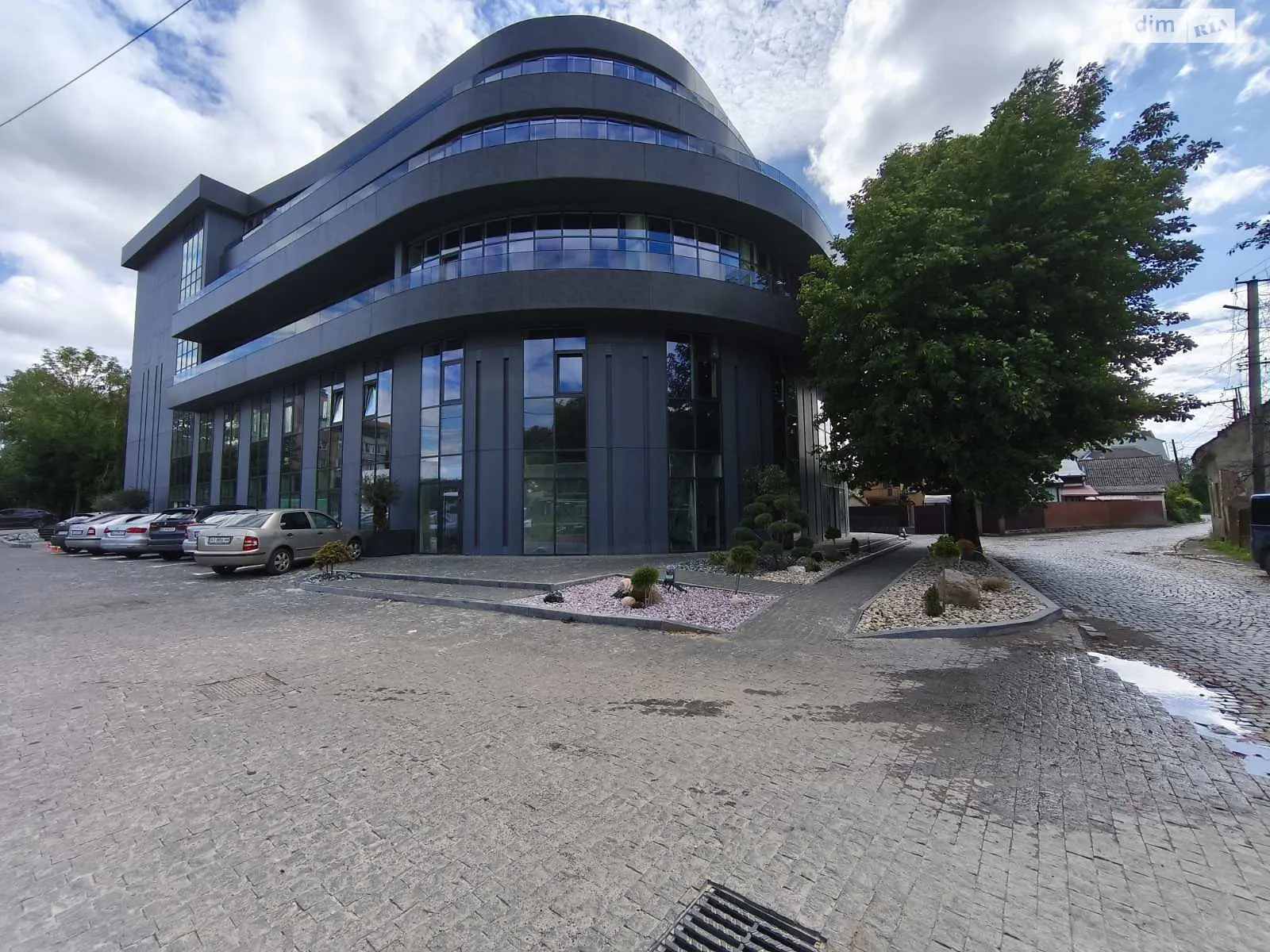 Сдается в аренду помещения свободного назначения 51 кв. м в 5-этажном здании, цена: 765 $ - фото 1