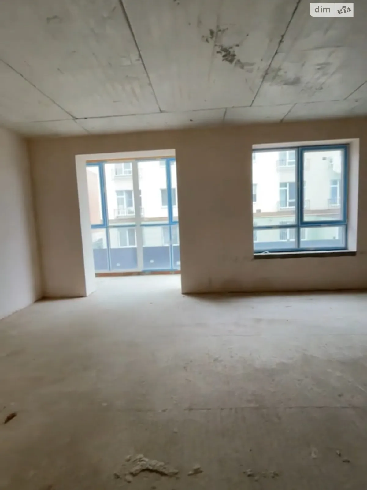 Продается 1-комнатная квартира 41 кв. м в Гостомеле, ул. Богдана Хмельницкого(Кирова), 1В - фото 1