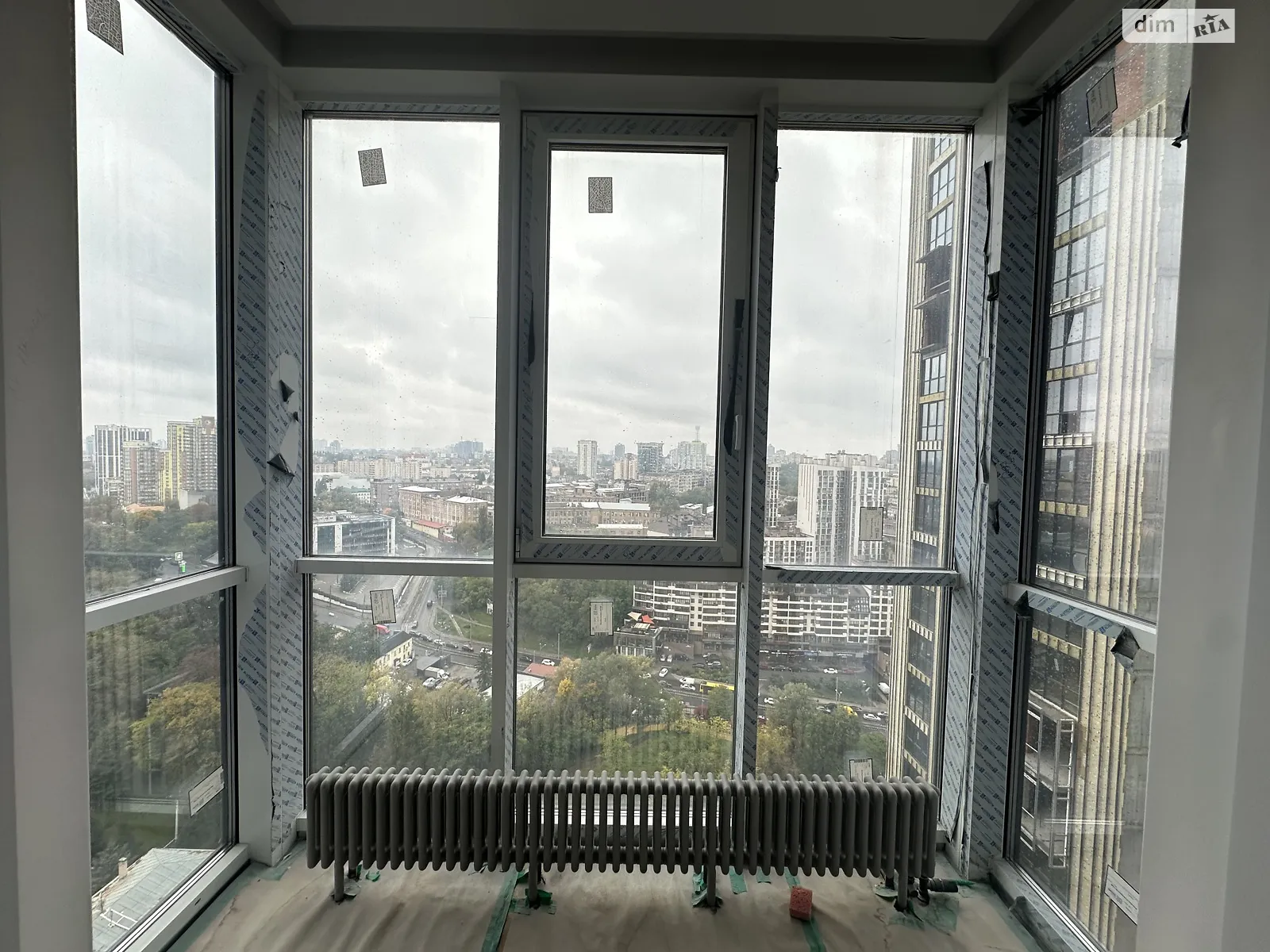 Продается 1-комнатная квартира 58 кв. м в Киеве, ул. Николая Пимоненко, 19 - фото 1