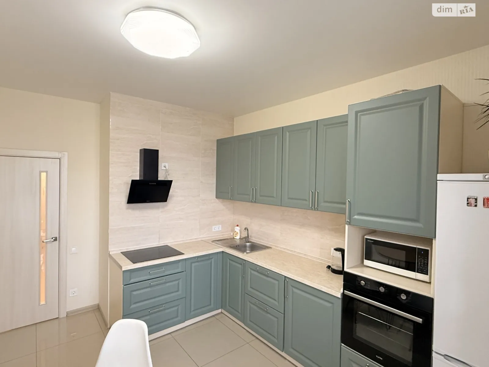 Здається в оренду 1-кімнатна квартира 45 кв. м у Одесі, вул. Генуезька, 3Г - фото 1