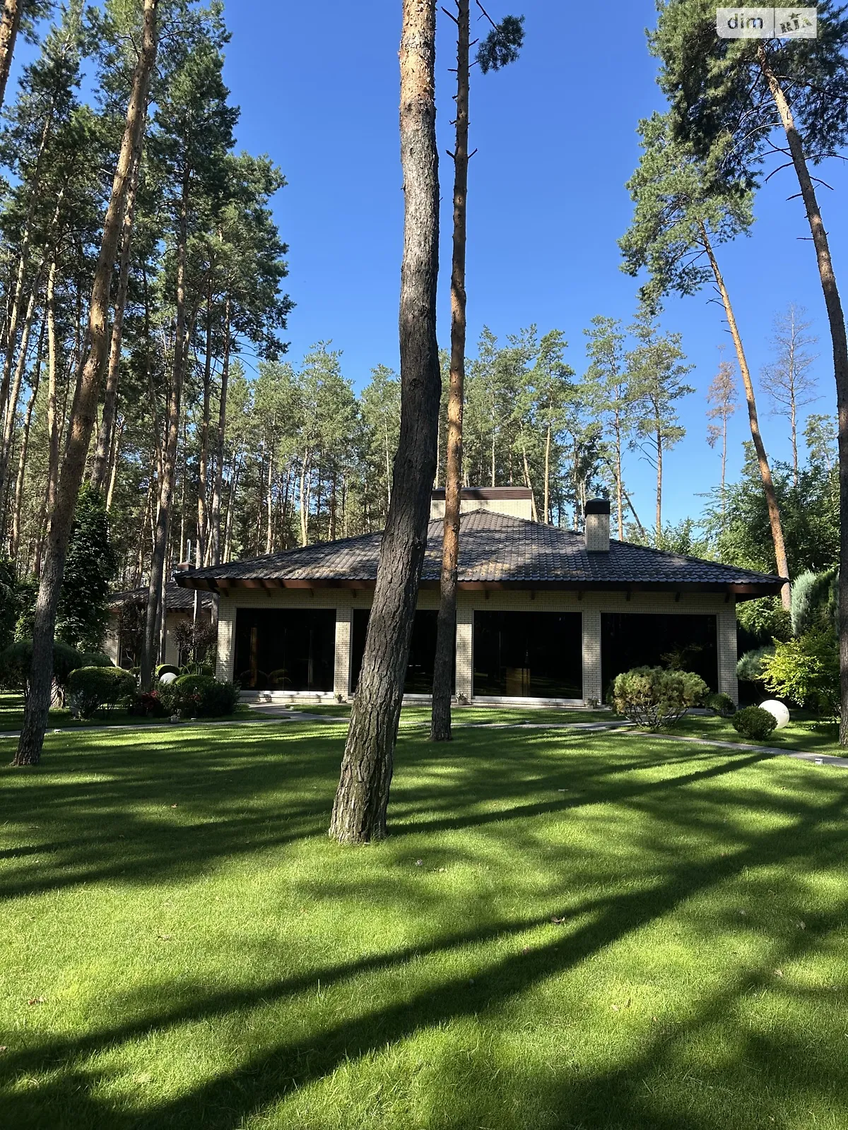 Продается одноэтажный дом 600 кв. м с садом, цена: 1500000 $ - фото 1