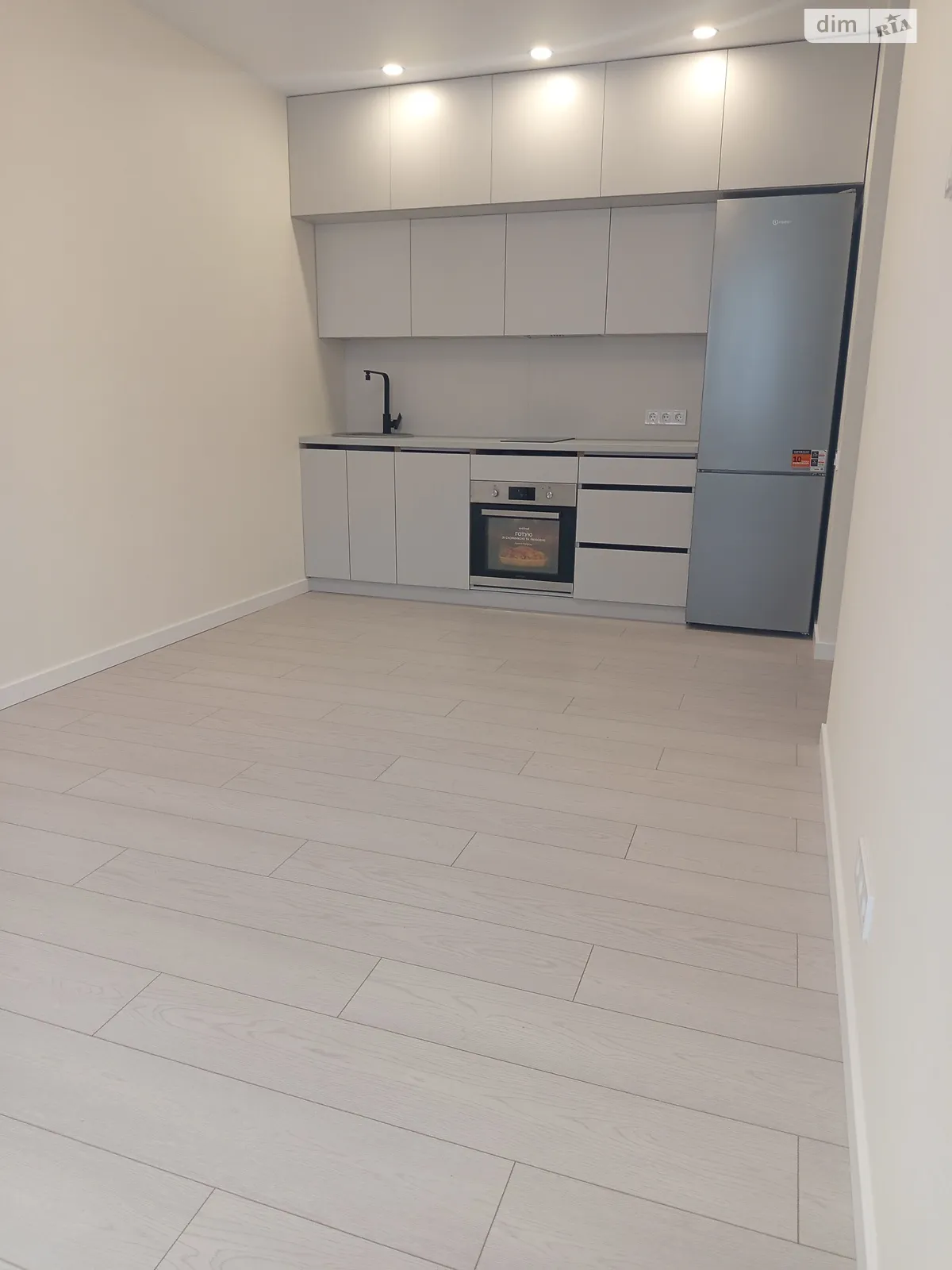 Продається 1-кімнатна квартира 36.1 кв. м у Ірпені, вул. Університетська(Карла Маркса), 1М - фото 1