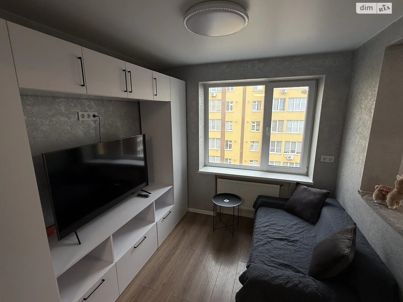 Продается 1-комнатная квартира 40.8 кв. м в Хмельницком, ул. Кармелюка, 7А - фото 1