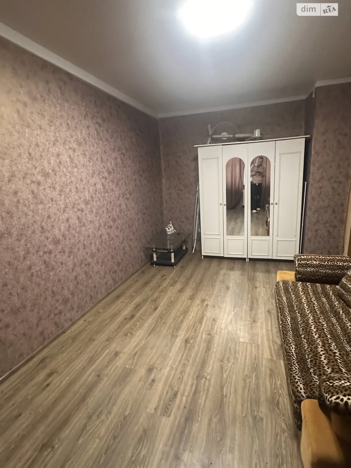 Продается 1-комнатная квартира 31 кв. м в Одессе, ул. Радостная, 21 - фото 1