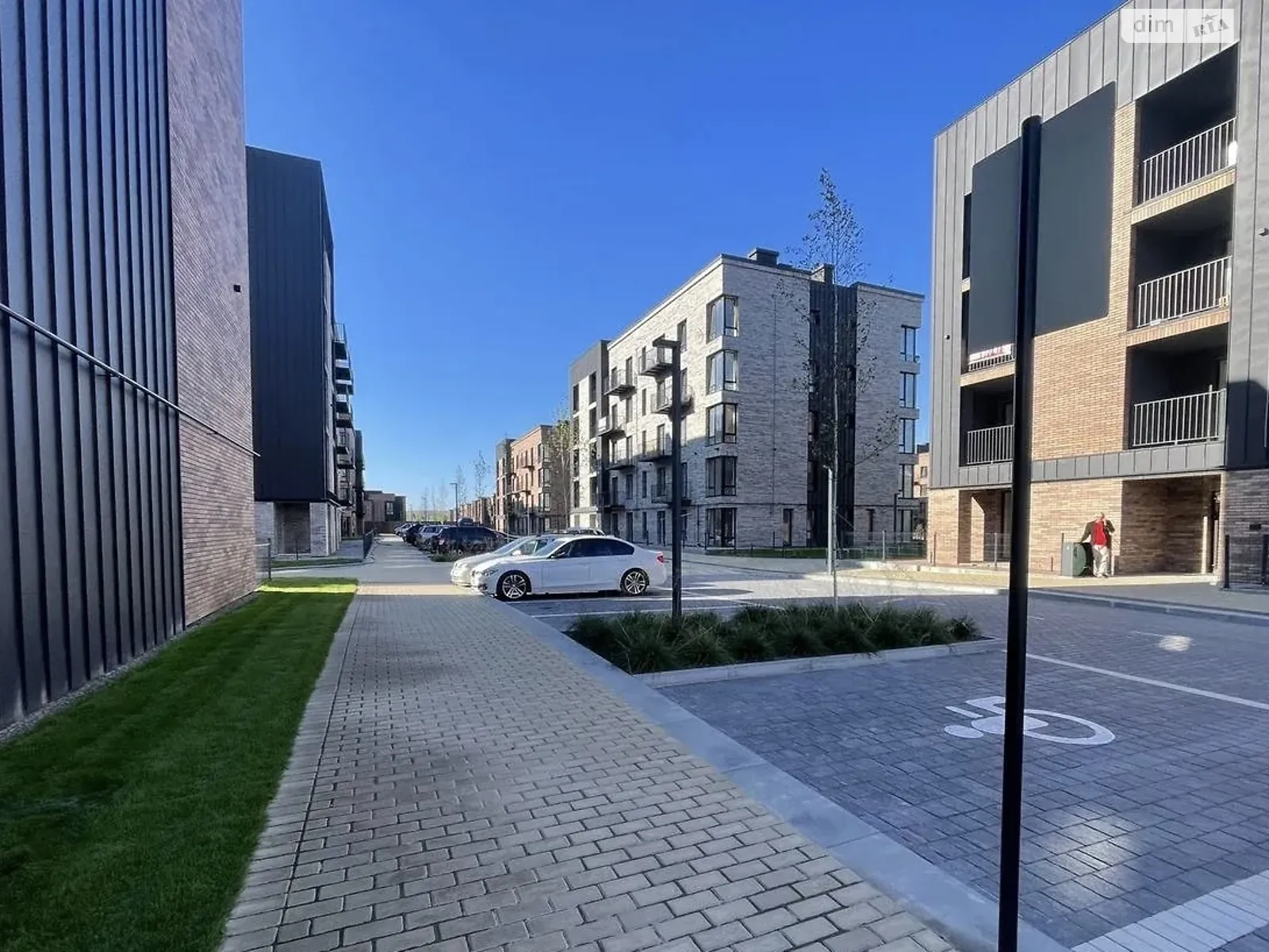 Продается 1-комнатная квартира 59.8 кв. м в Криховцах, ул. 24-го Августа, 6 - фото 1