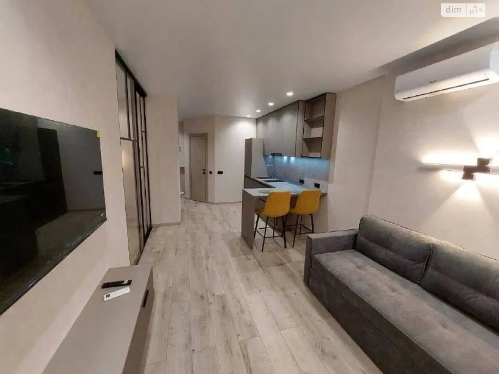 Сдается в аренду 2-комнатная квартира 42 кв. м в Днепре, ул. Космическая, 5 - фото 1