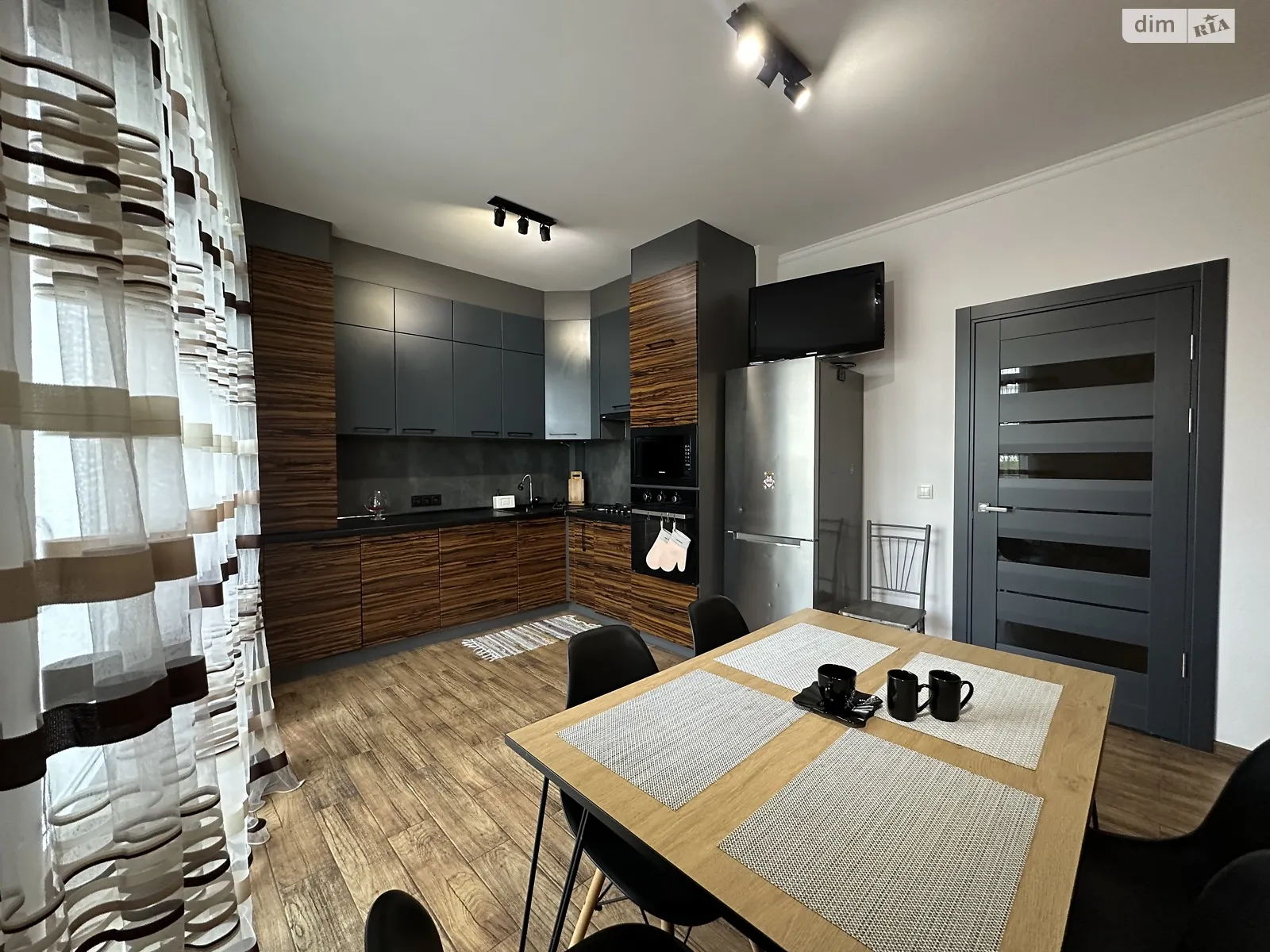 Продається 3-кімнатна квартира 86.5 кв. м у Крихівцях, вул. Слобідська - фото 1