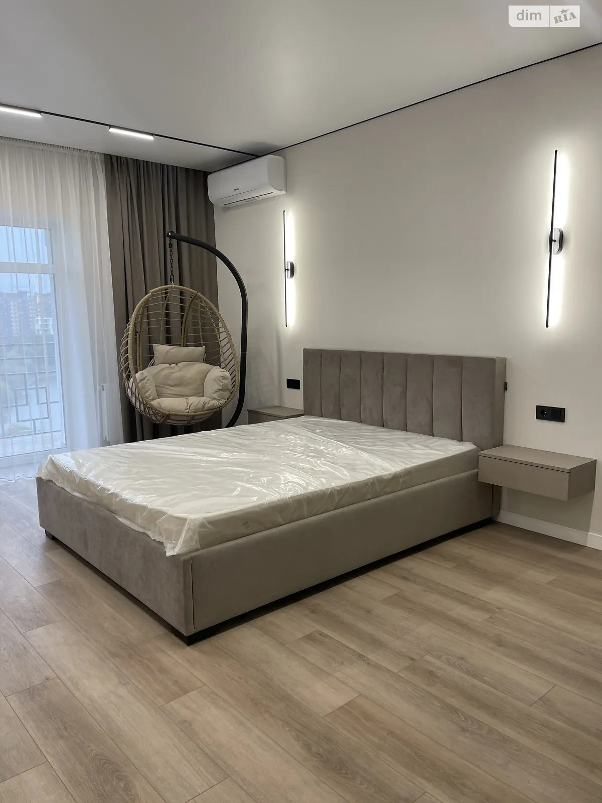 Продается 2-комнатная квартира 73.1 кв. м в Хмельницком, ул. Панаса Мирного, 19А - фото 1