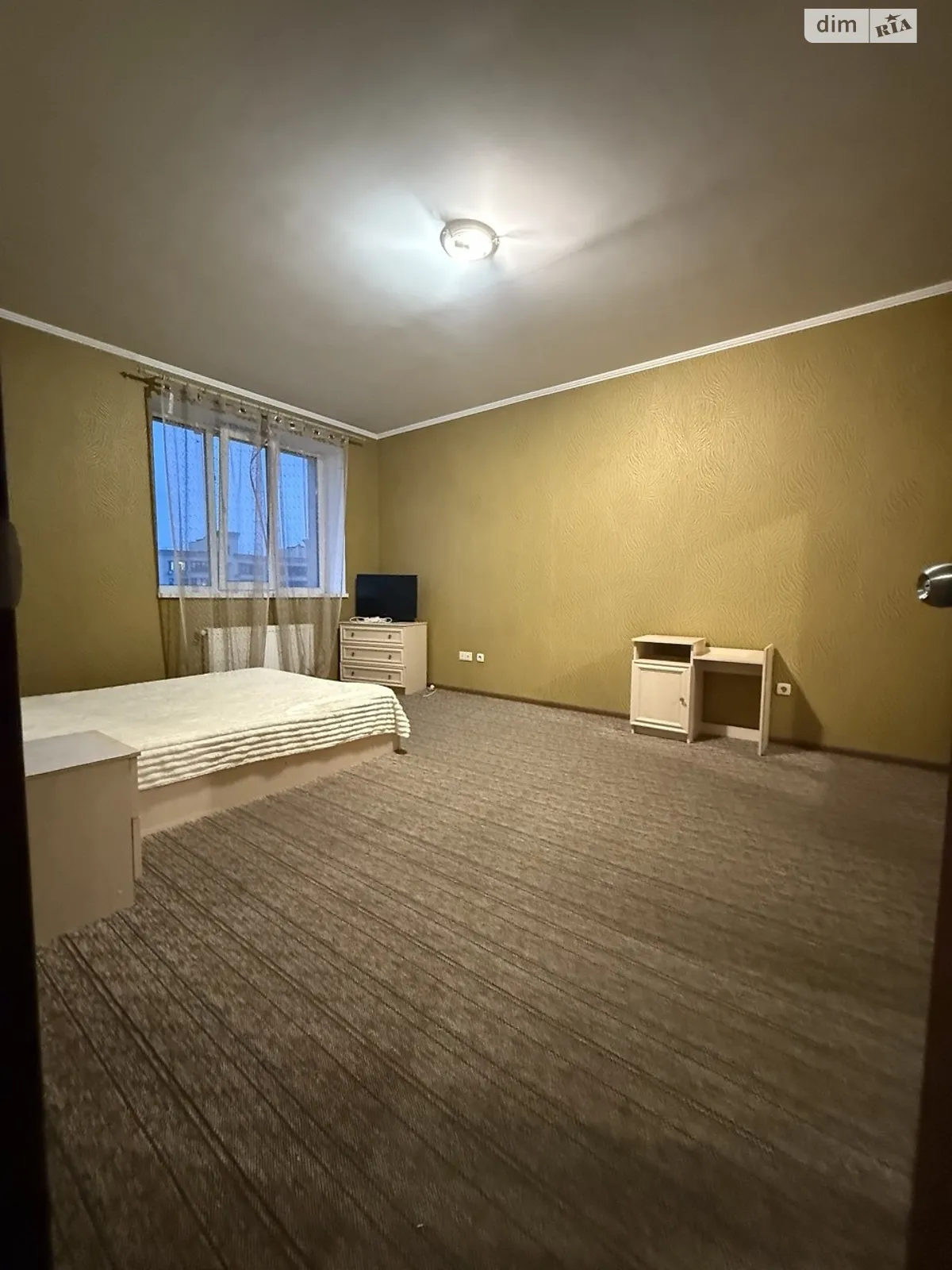 Сдается в аренду 1-комнатная квартира 41.5 кв. м в Софиевской Борщаговке, ул. Боголюбова, 8 - фото 1