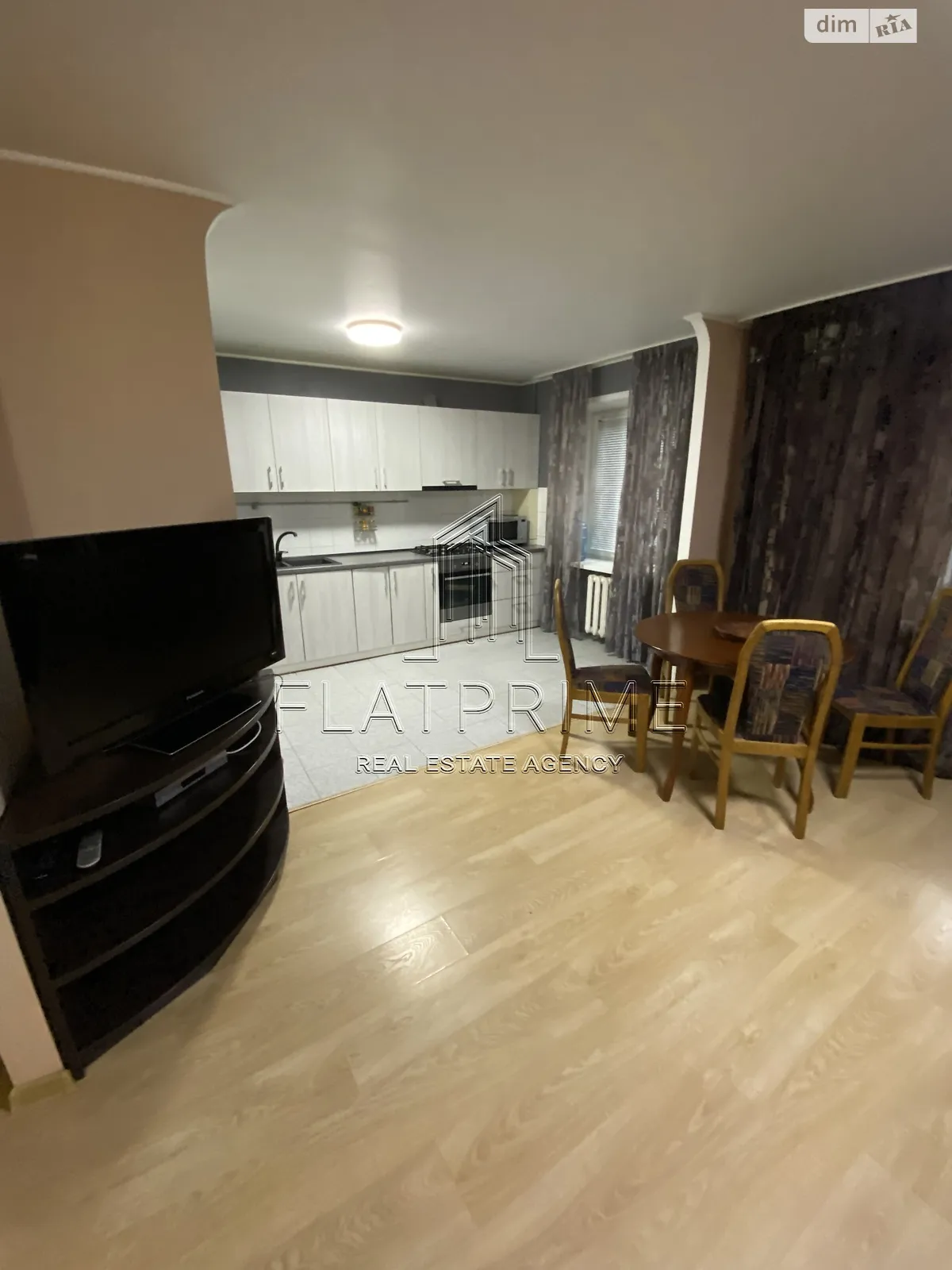 Продается 3-комнатная квартира 69 кв. м в Киеве, ул. Пражская, 18А - фото 1