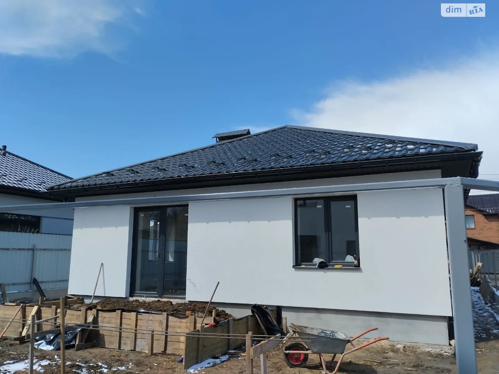 Продається одноповерховий будинок 95 кв. м з садом, цена: 100000 $ - фото 1