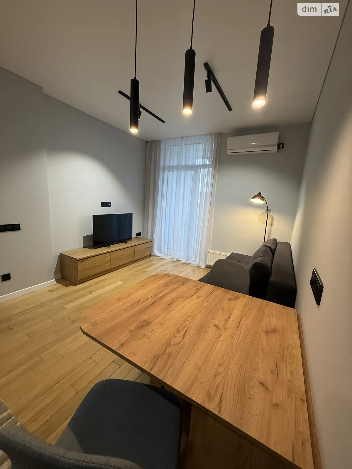Сдается в аренду 1-комнатная квартира 33.5 кв. м в Киеве, ул. Салютная, 2 корпус 6 - фото 1