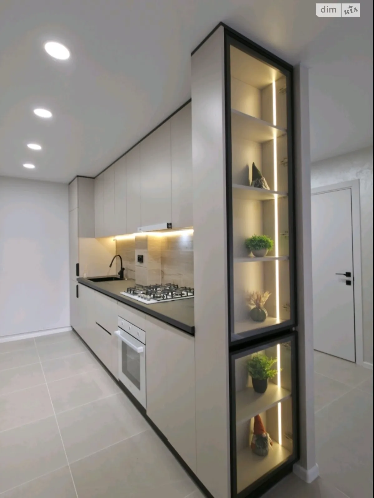 3-комнатная квартира 64 кв. м в Тернополе, цена: 75500 $ - фото 1