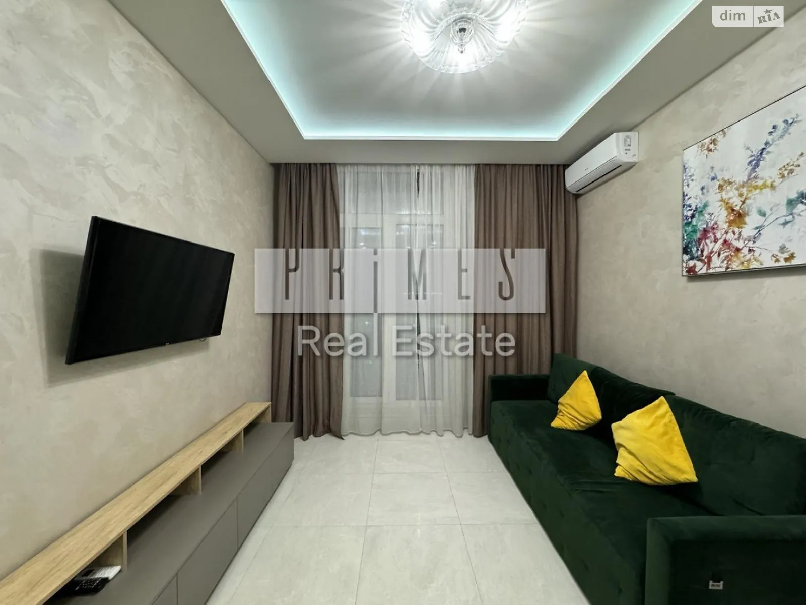 Сдается в аренду 1-комнатная квартира 60 кв. м в Киеве, ул. Маккейна Джона, 7 - фото 1