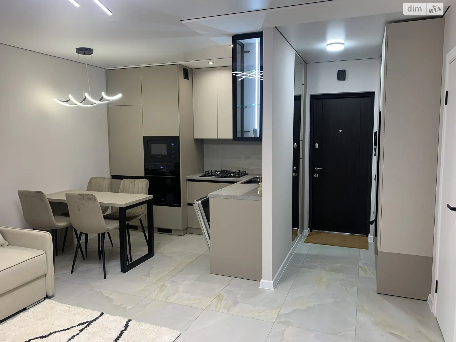 2-комнатная квартира 57 кв. м в Тернополе, ул. Смакулы - фото 1