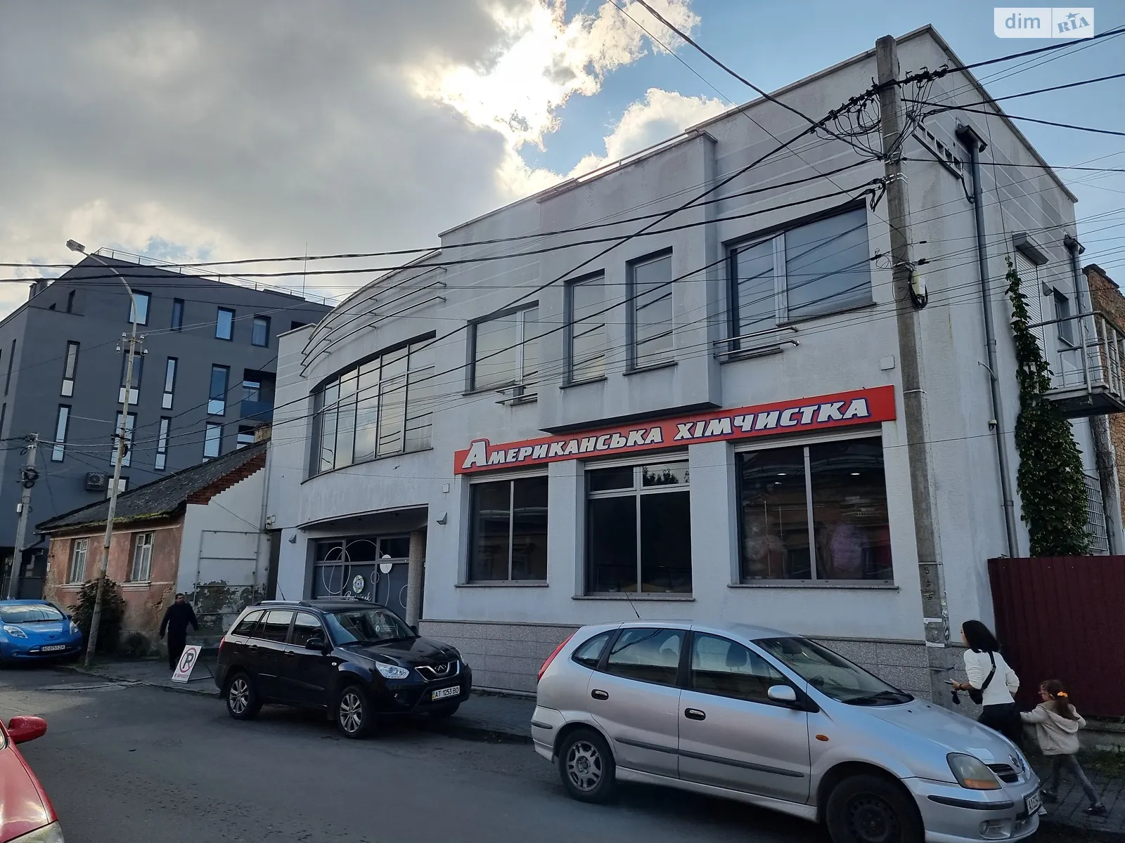 Сдается в аренду офис 112 кв. м в бизнес-центре, цена: 1100 $ - фото 1