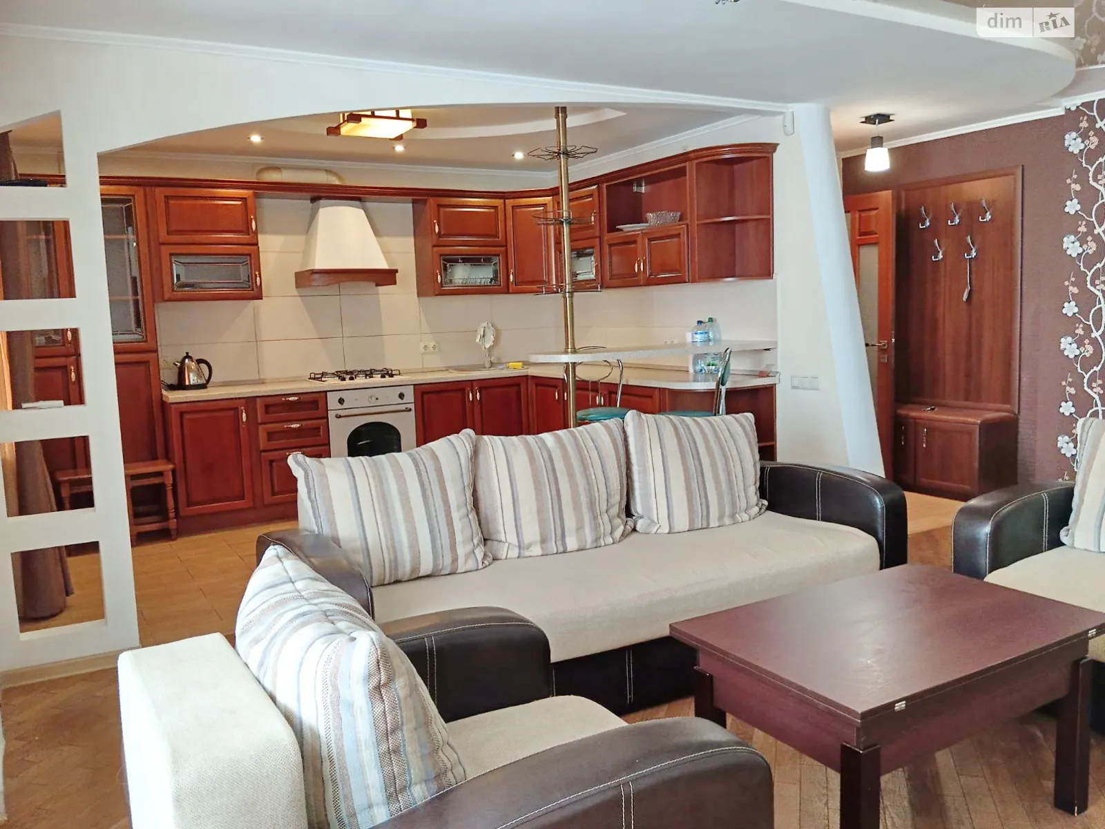 Сдается в аренду 3-комнатная квартира 83.7 кв. м в Черкассах, цена: 17000 грн - фото 1