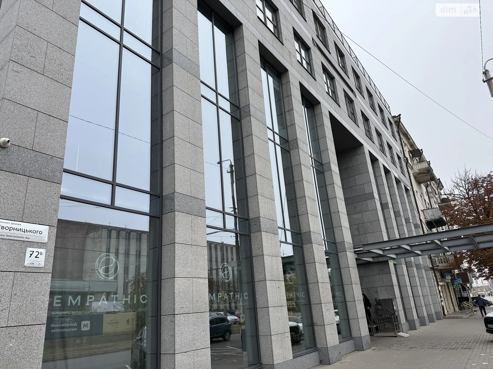 Сдается в аренду объект сферы услуг 54.5 кв. м в 7-этажном здании, цена: 825 $ - фото 1