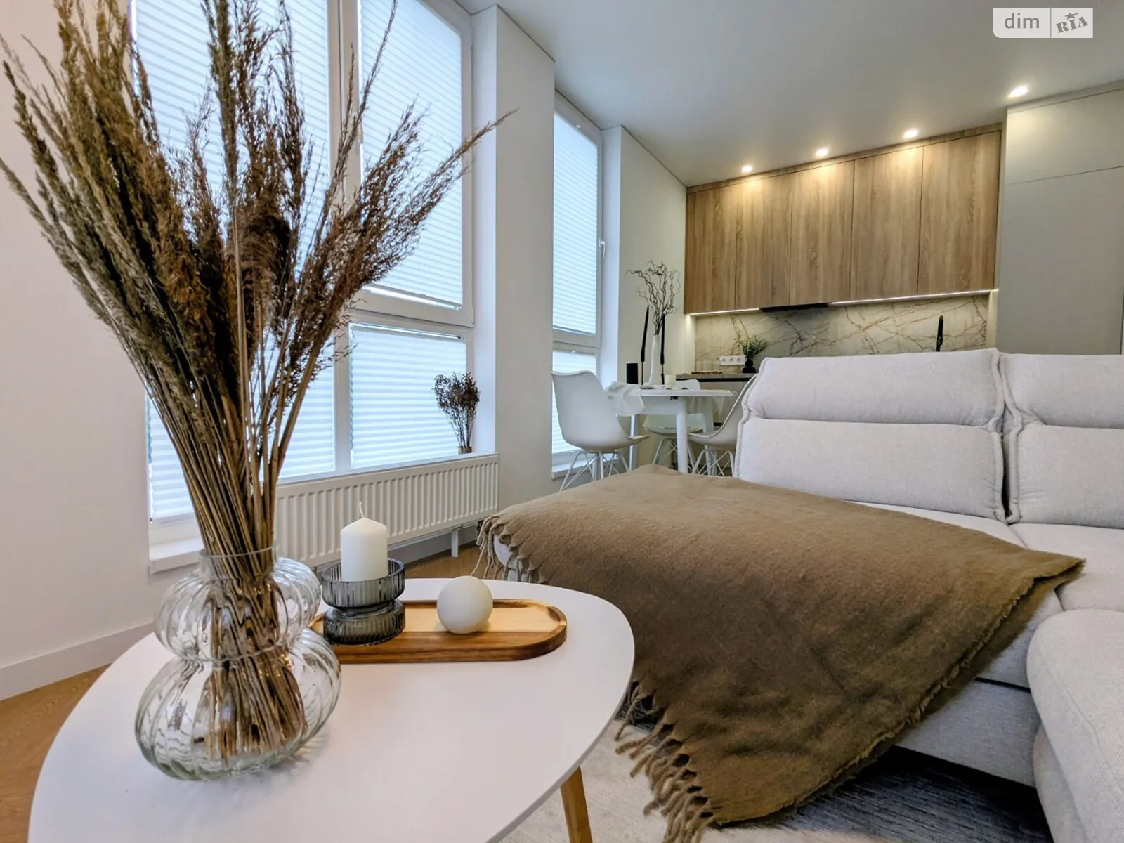 Продается 1-комнатная квартира 45.8 кв. м в Брюховичах, ул. Независимости Украины, 19В - фото 1