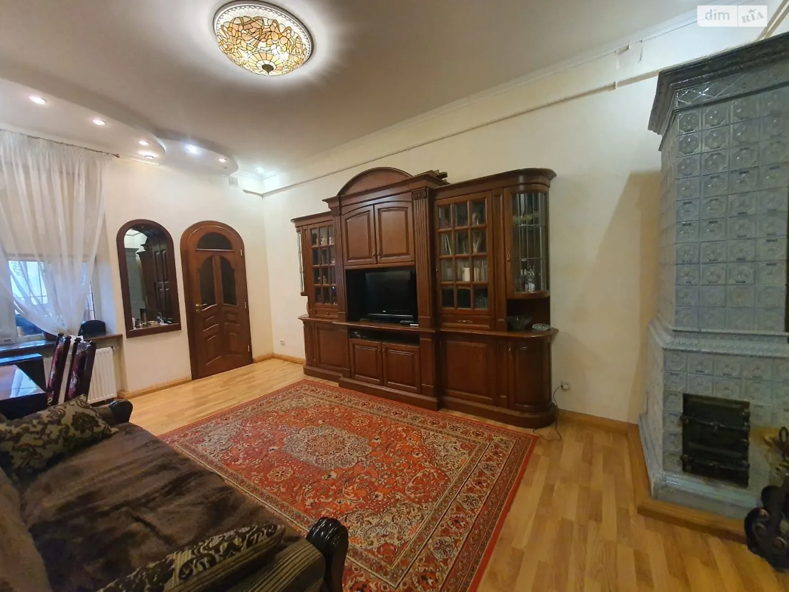 Продается 2-комнатная квартира 65 кв. м в Львове, ул. Шептицких - фото 1